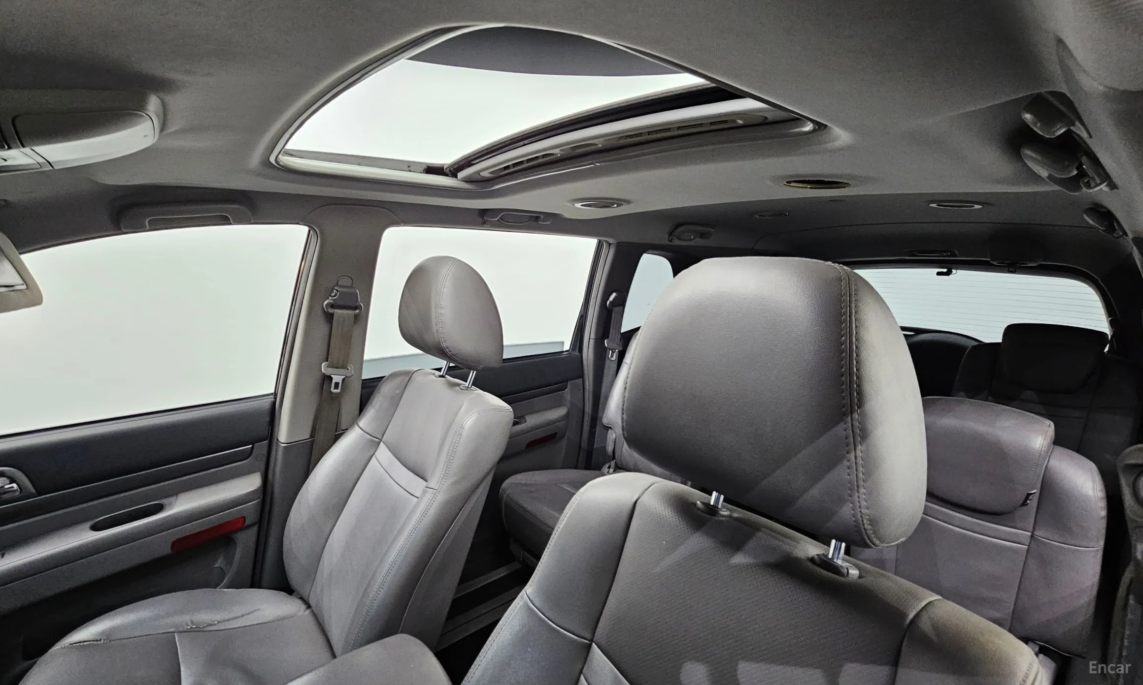 KG Mobility (SsangYong) Korando Turismo превью 13