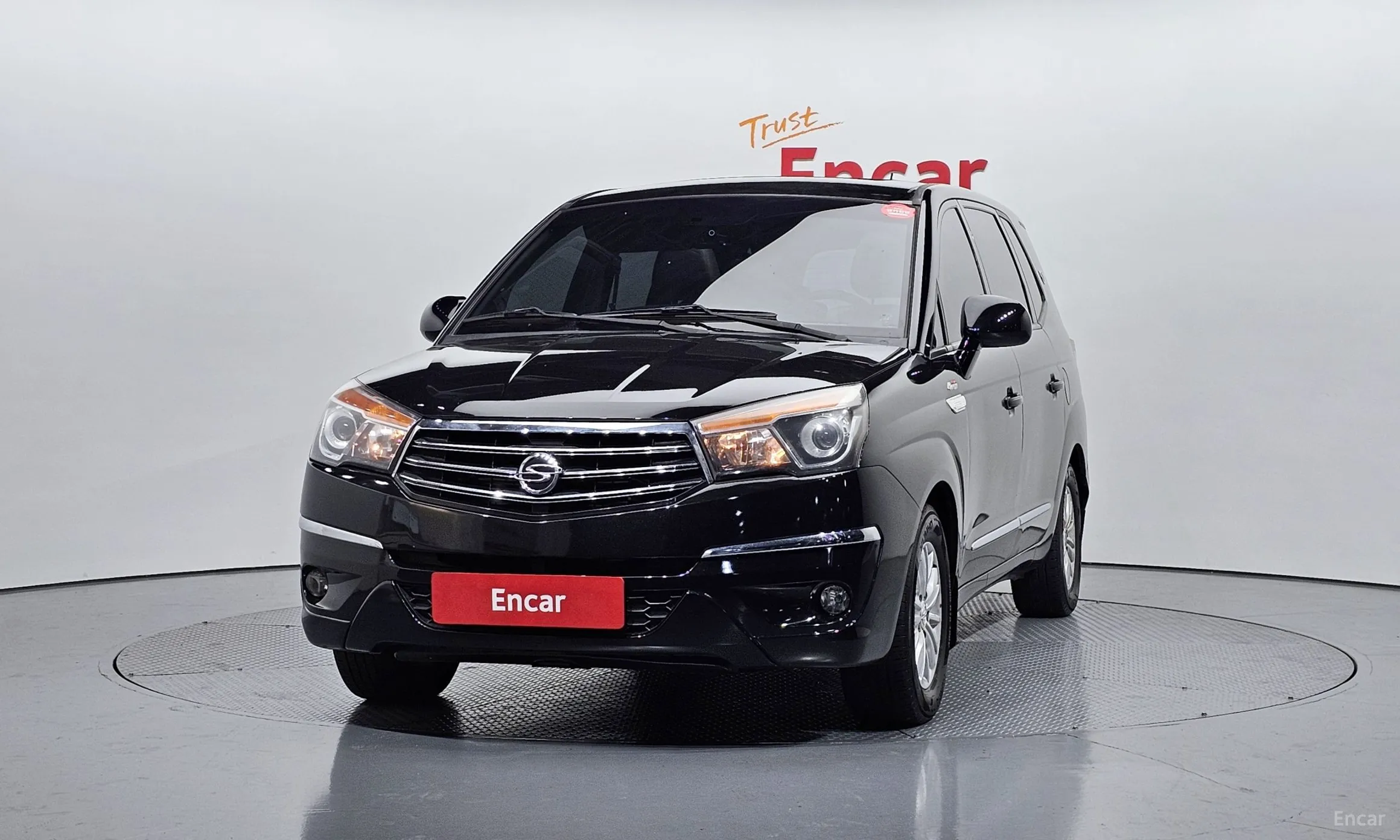 KG Mobility (SsangYong) Korando Turismo превью 3