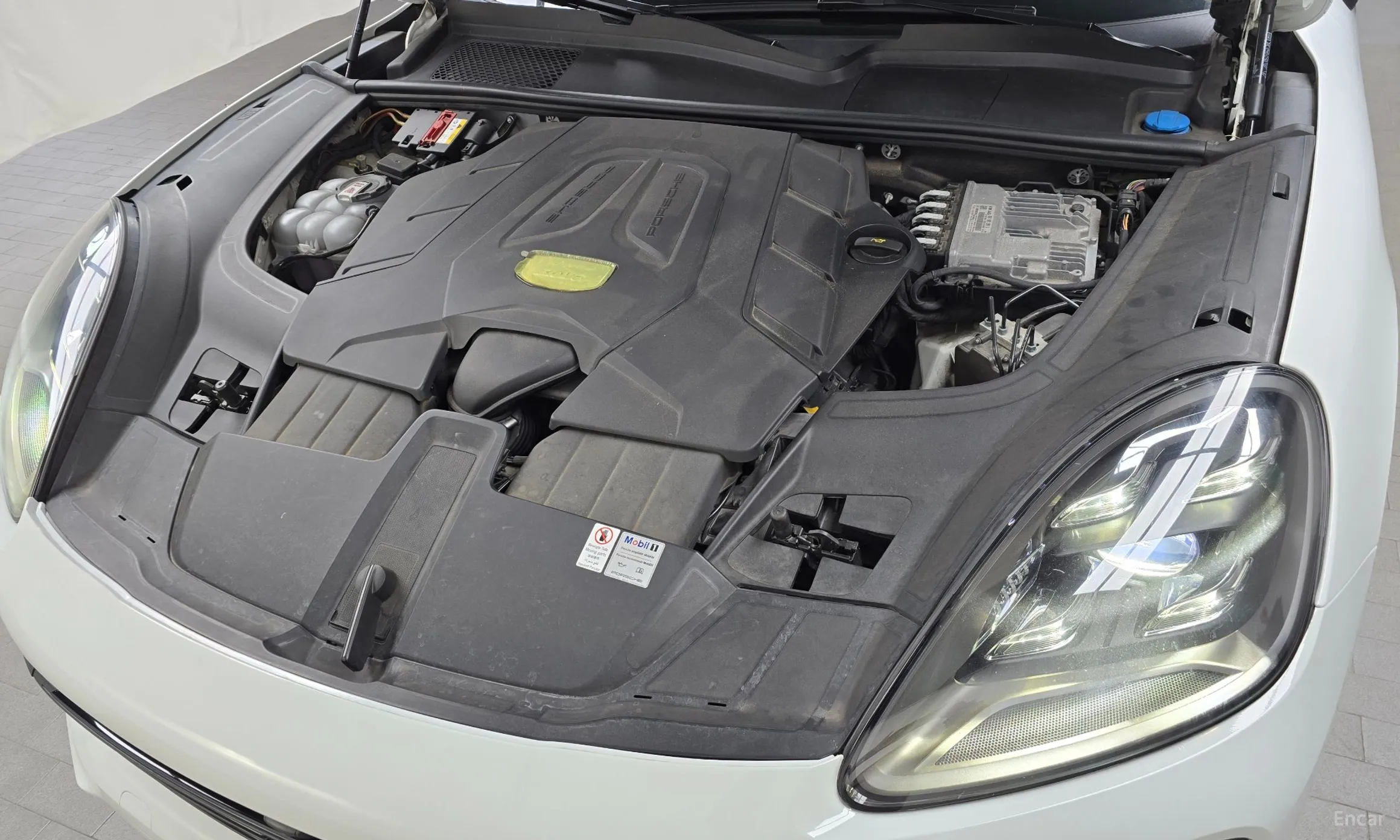 Porsche Cayenne (PO536) превью 6