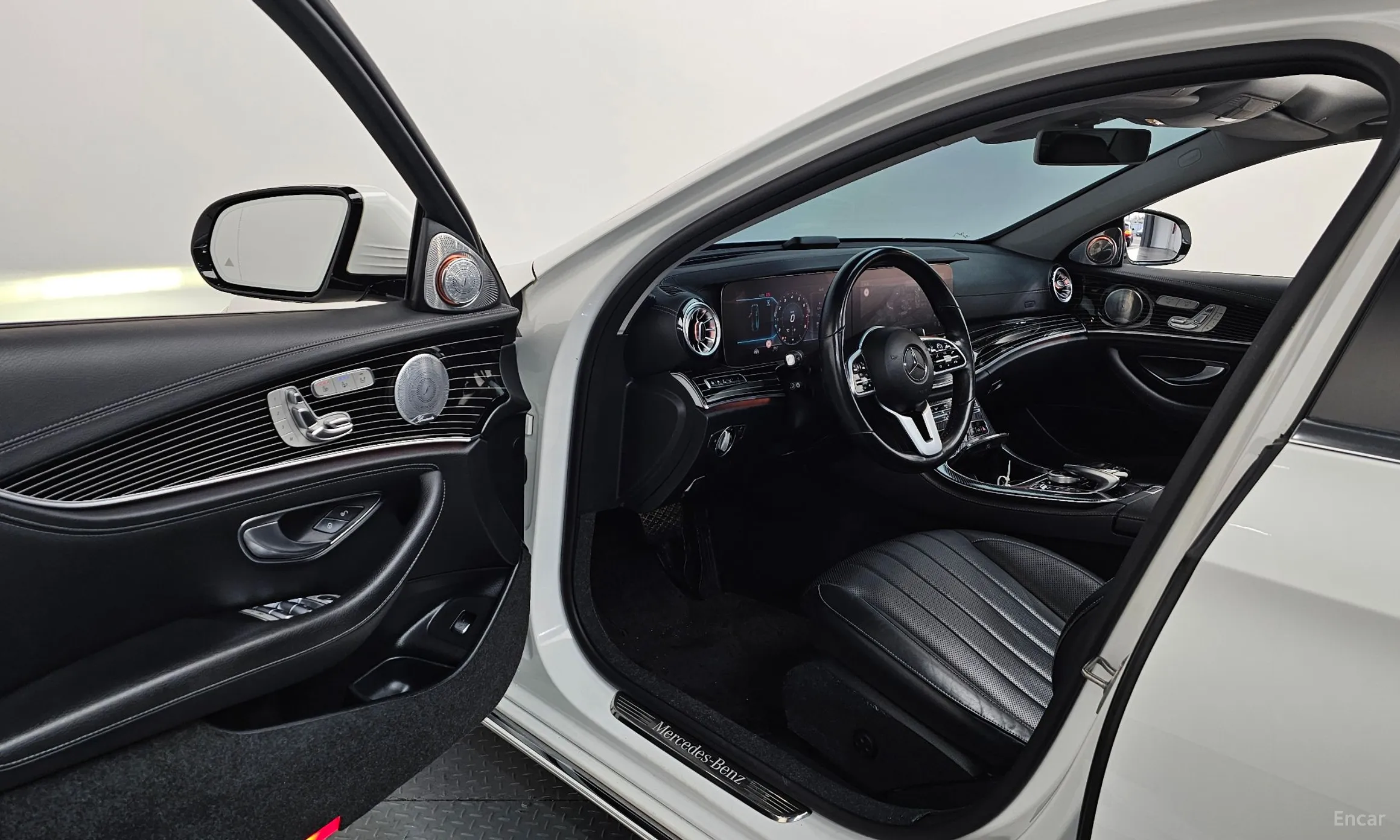 Mercedes Benz E-Class W213 превью 10