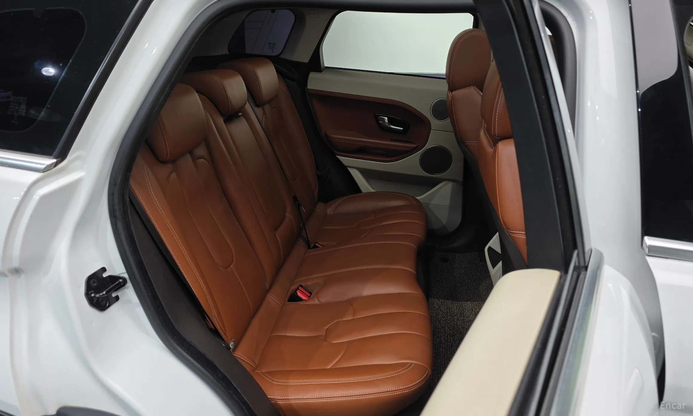 Land Rover Range Rover Evoque превью 12