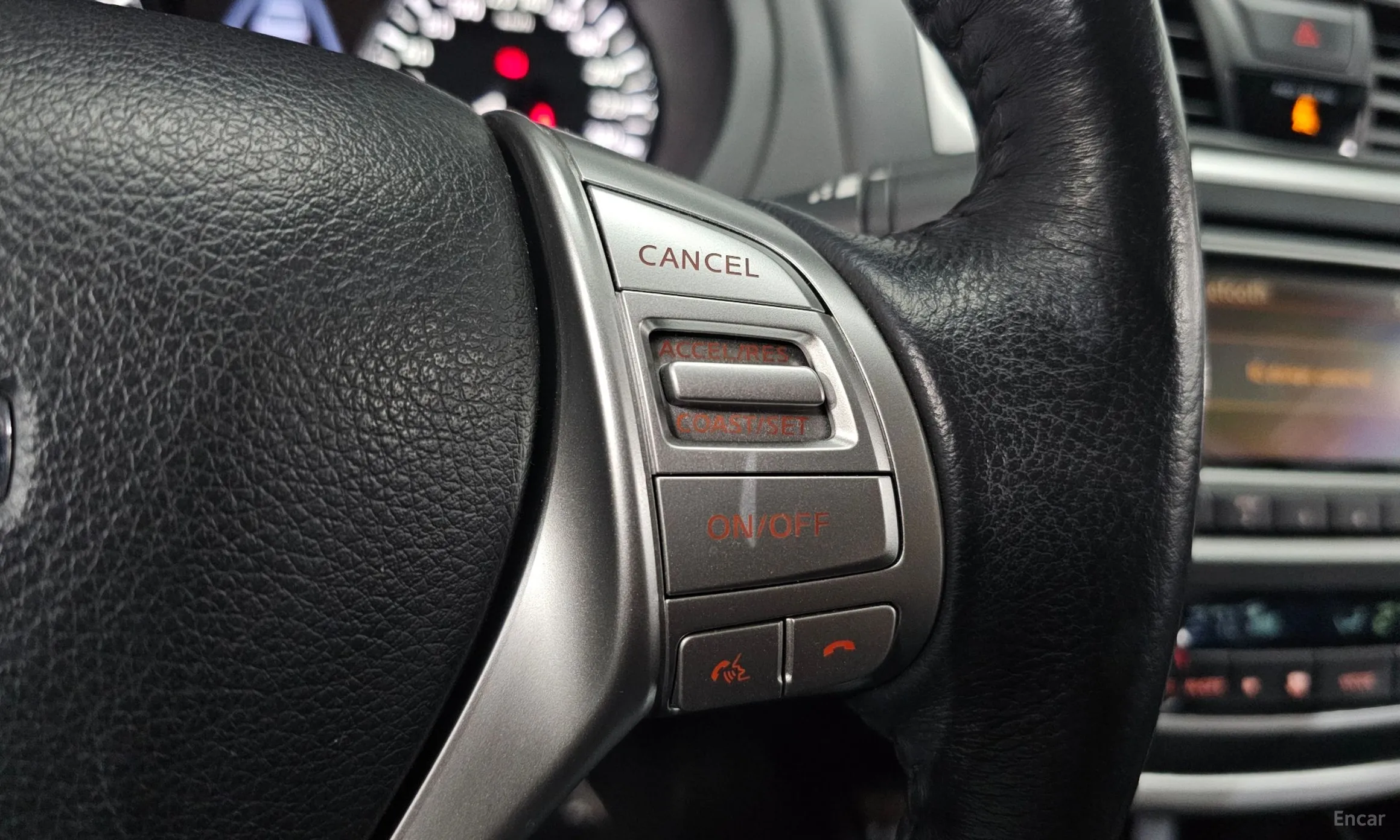 Nissan Altima превью 18