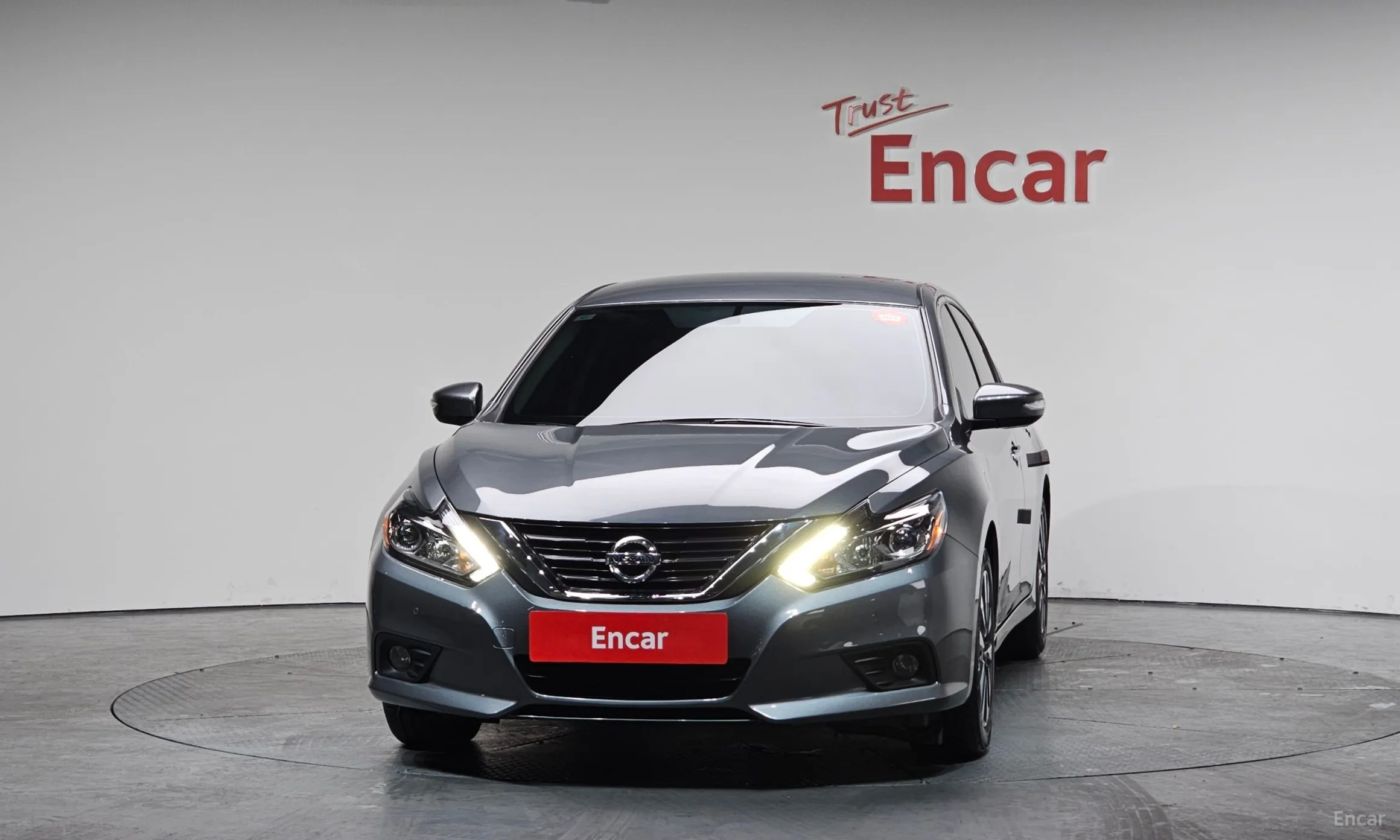 Nissan Altima превью 3