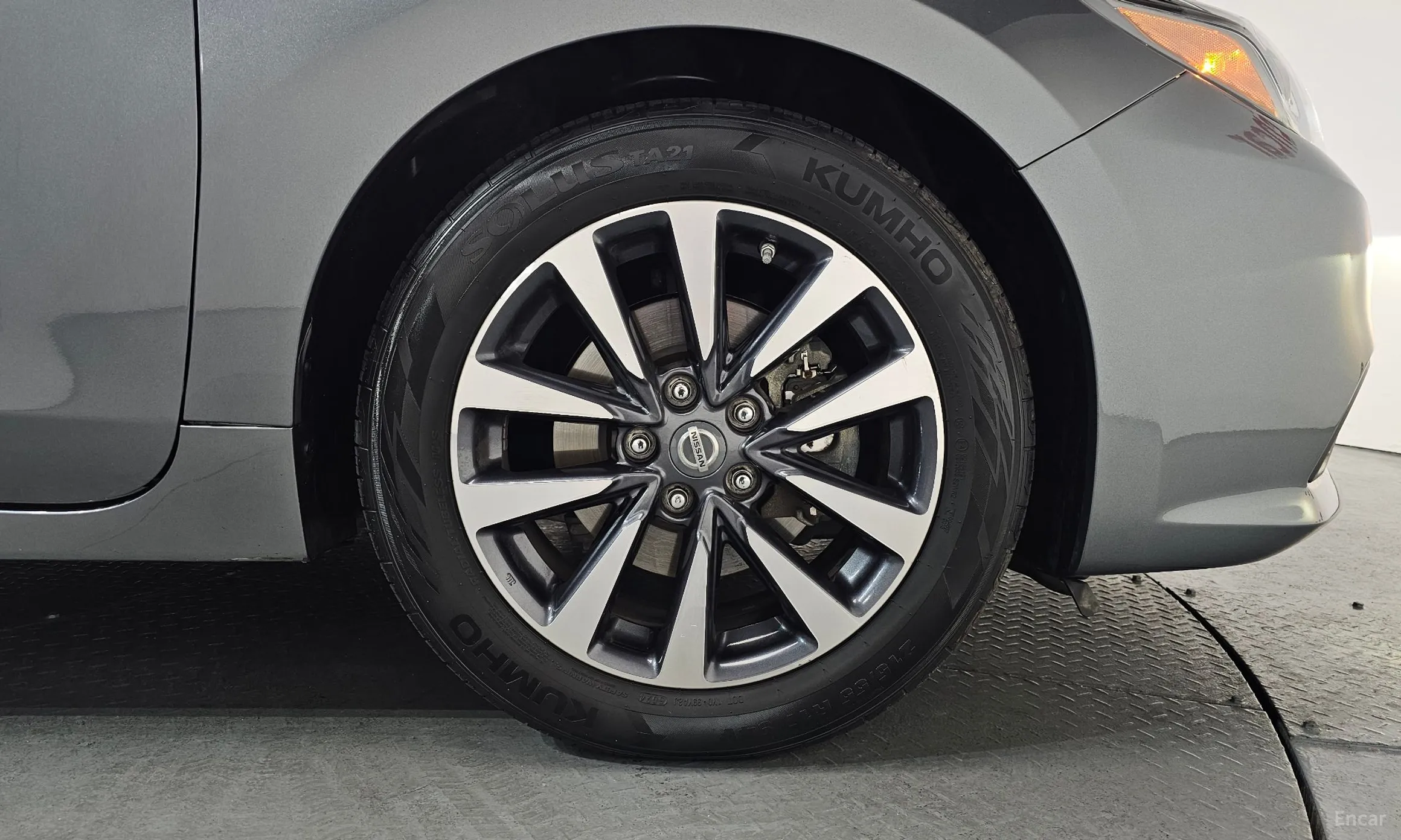 Nissan Altima превью 5