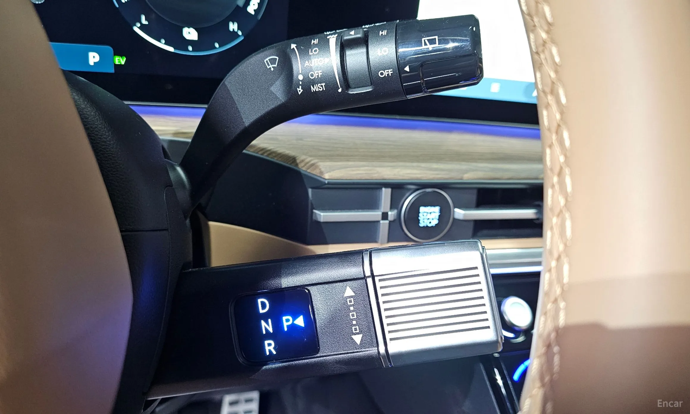 Hyundai Santa Fe (MX5) превью 9
