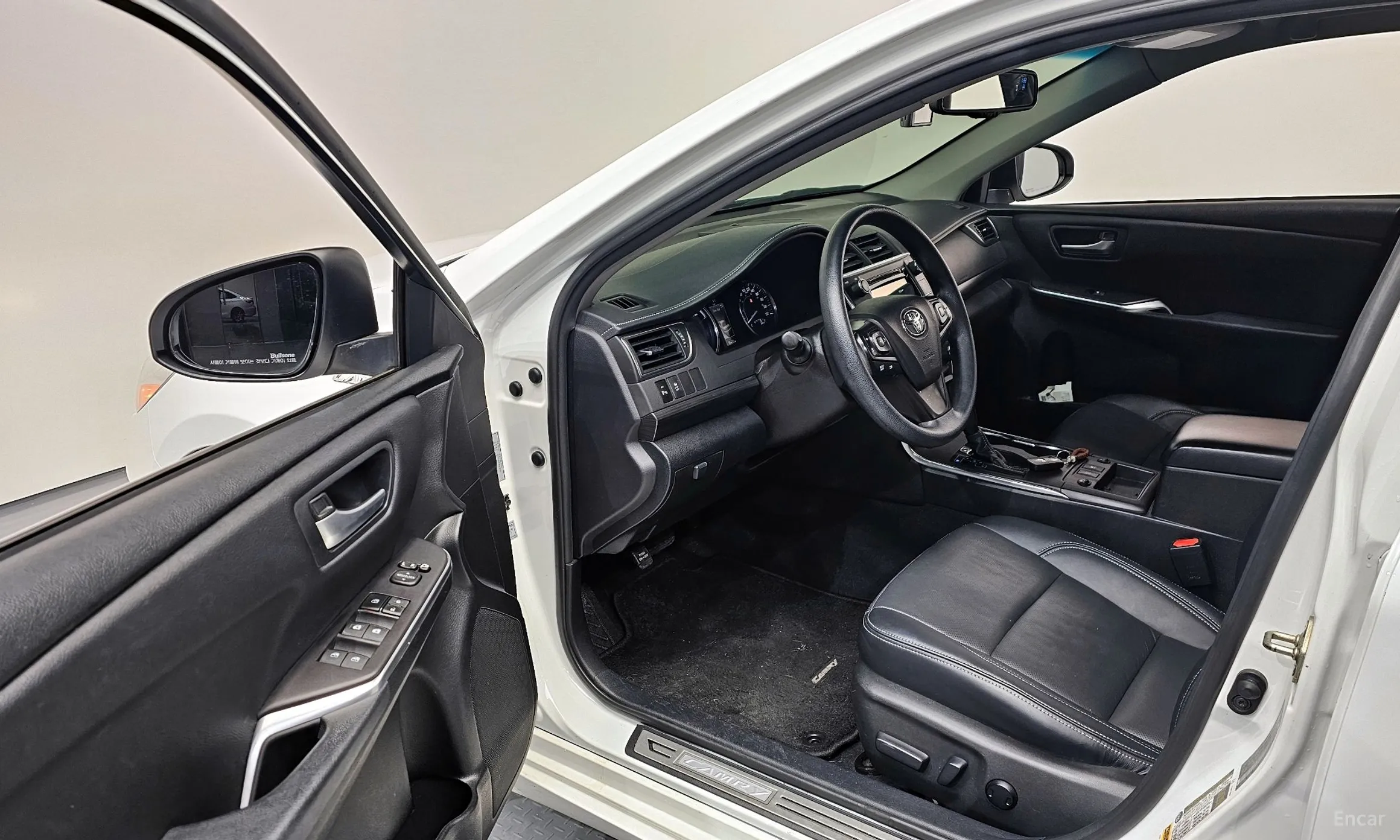 Toyota New Camry превью 11