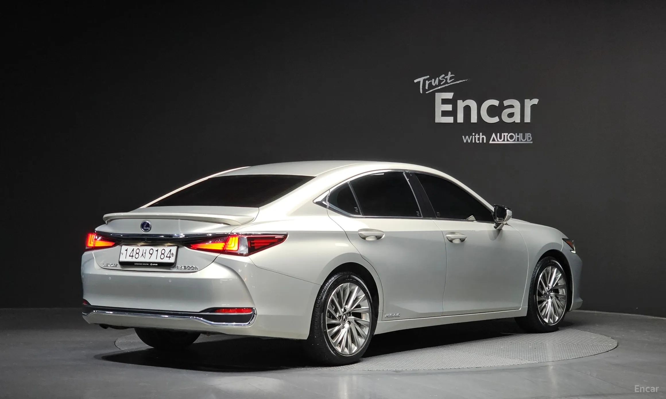 Lexus ES300h 7th Generation