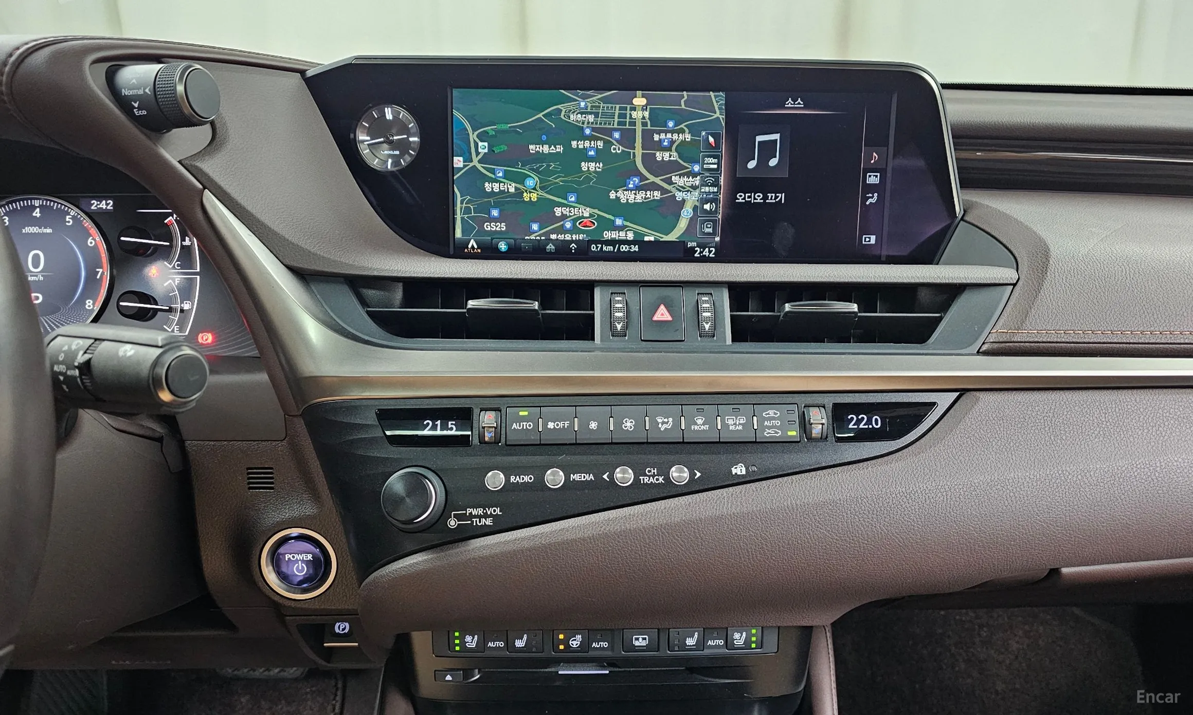 Lexus ES300h 7th Generation превью 16