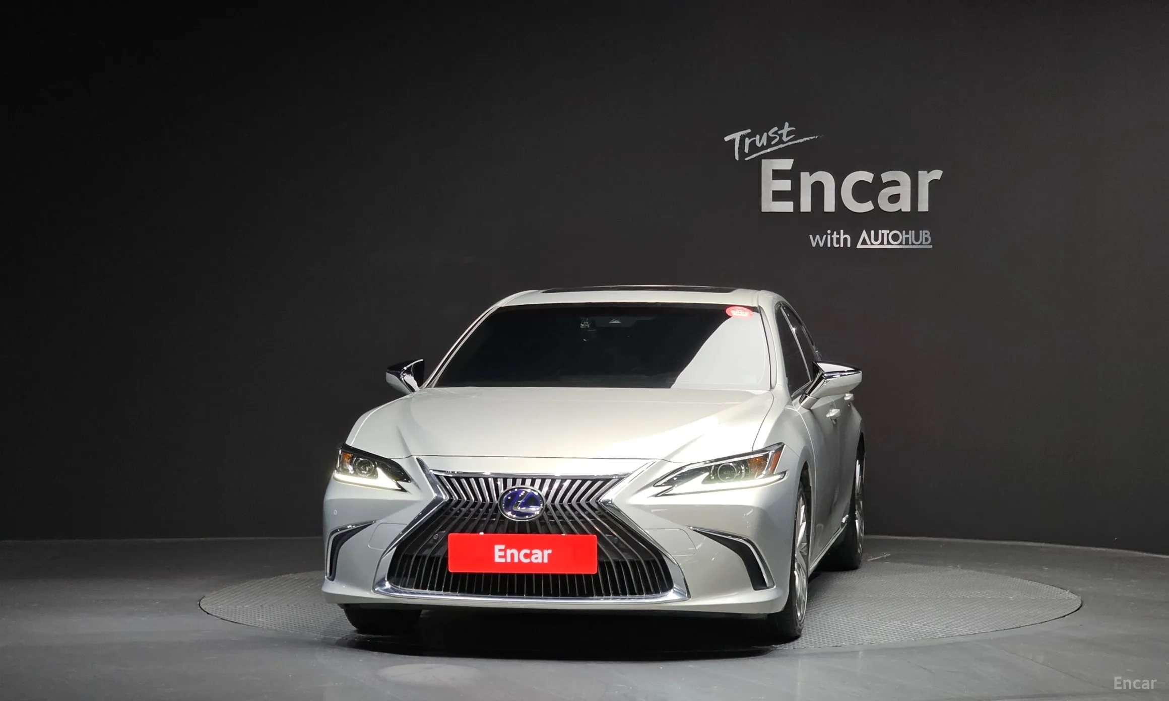 Lexus ES300h 7th Generation превью 3