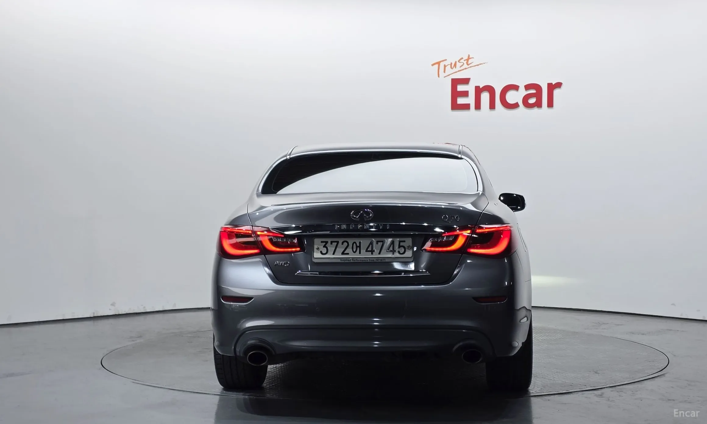 Infiniti Q70 превью 4
