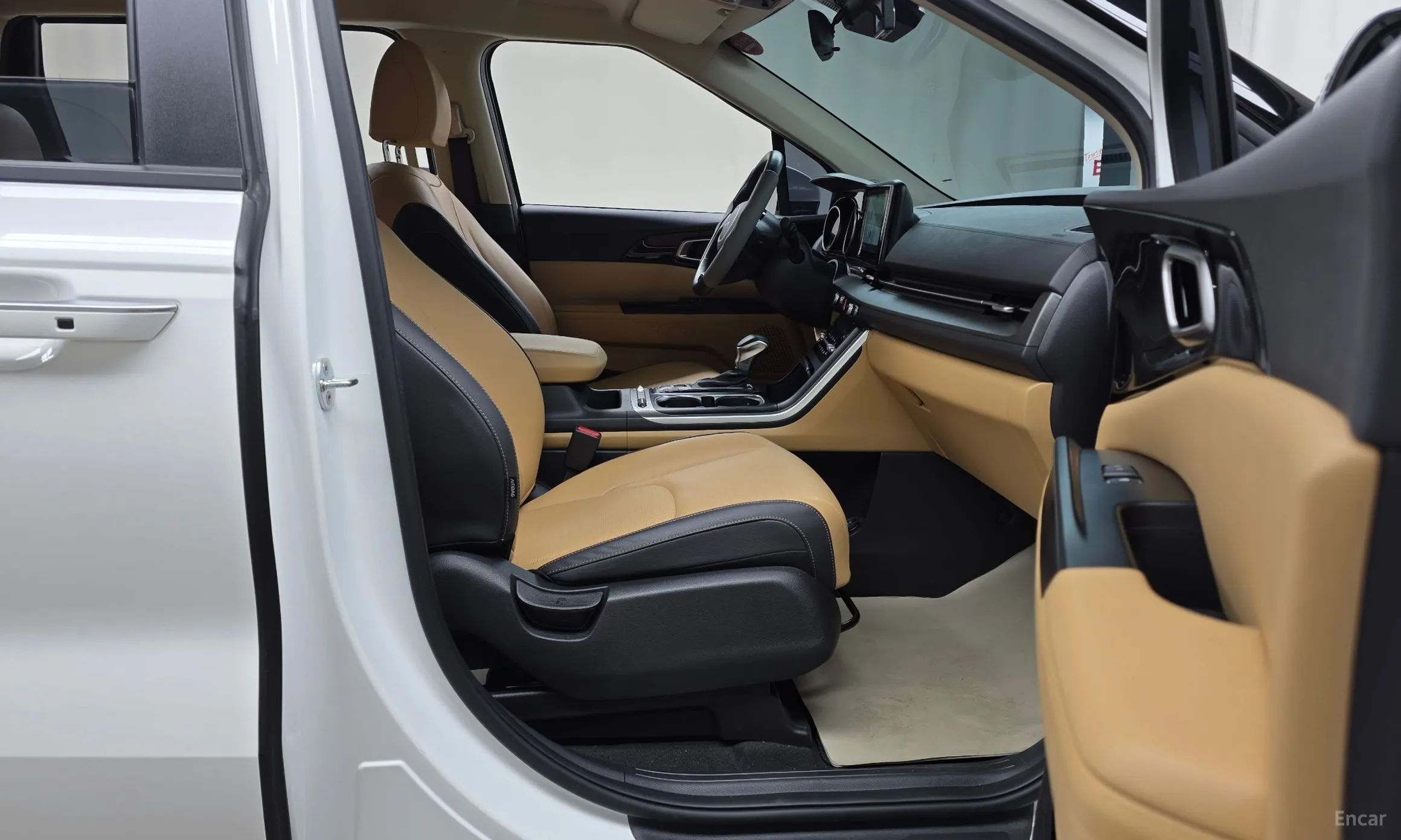 Kia Carnival Gen 4 превью 11