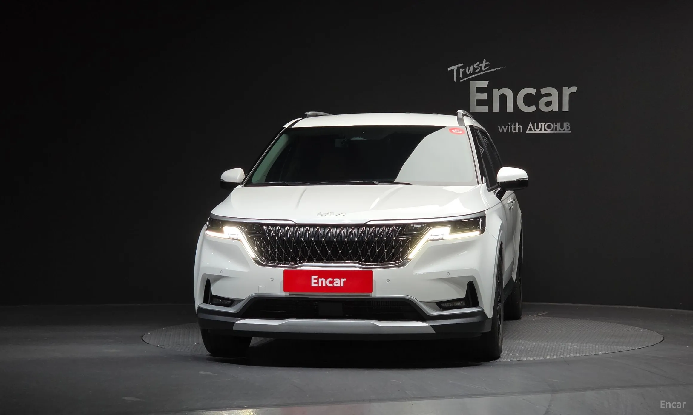 Kia Carnival Gen 4 превью 3