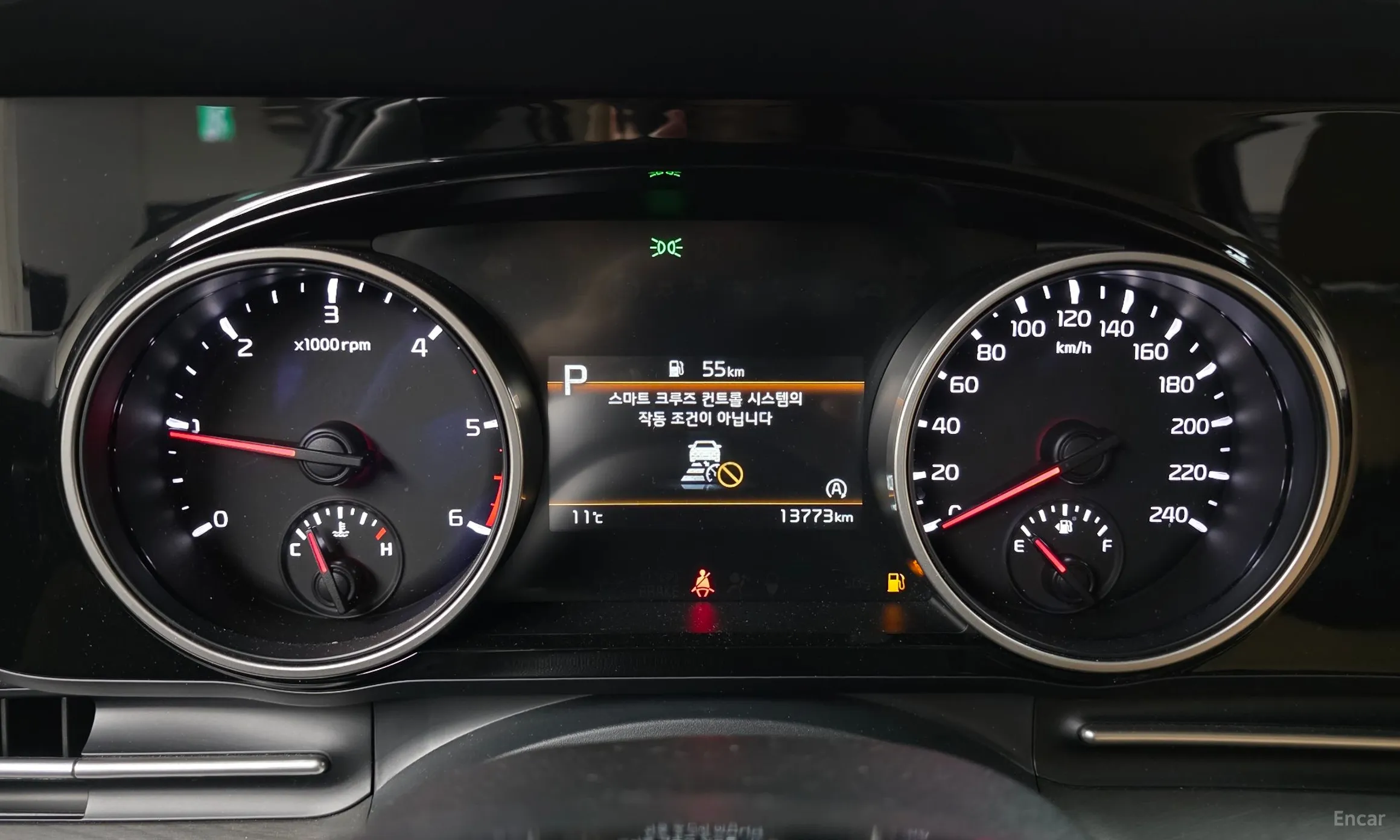Kia Carnival Gen 4 превью 8