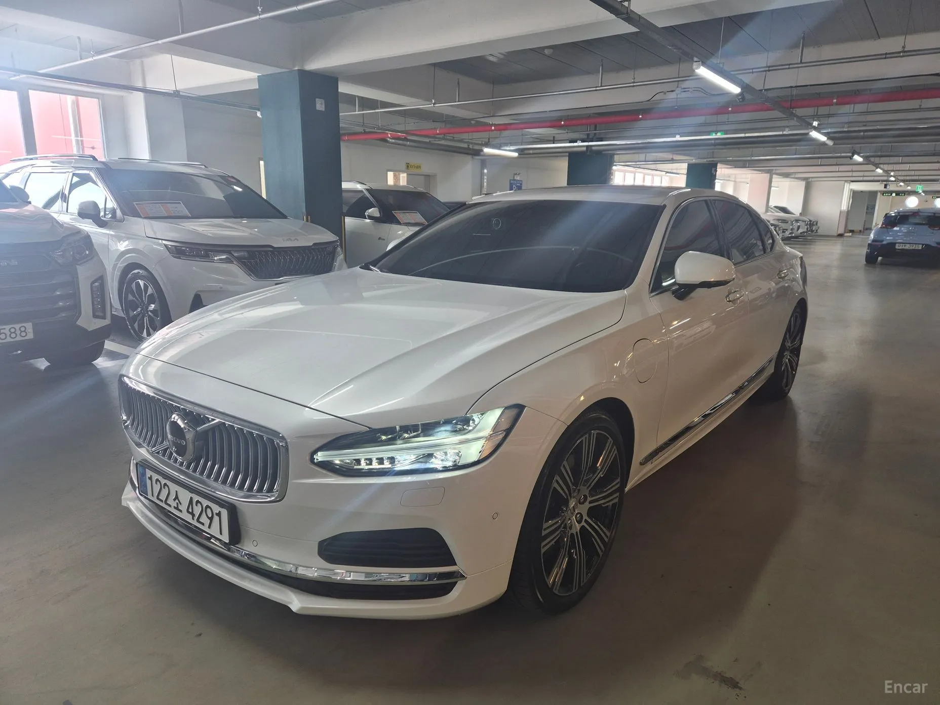 Volvo S90
