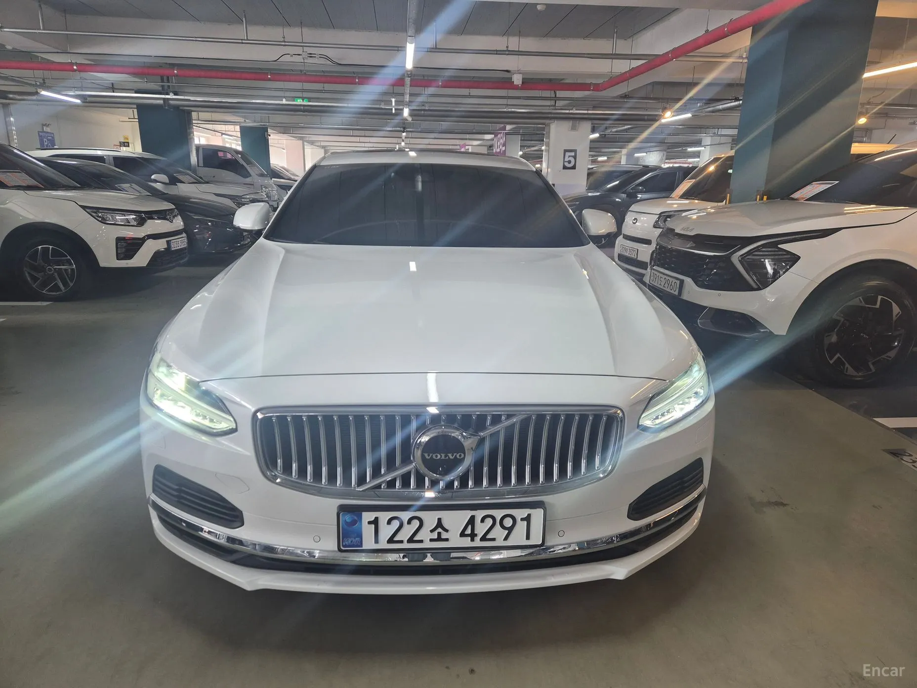 Volvo S90 превью 3