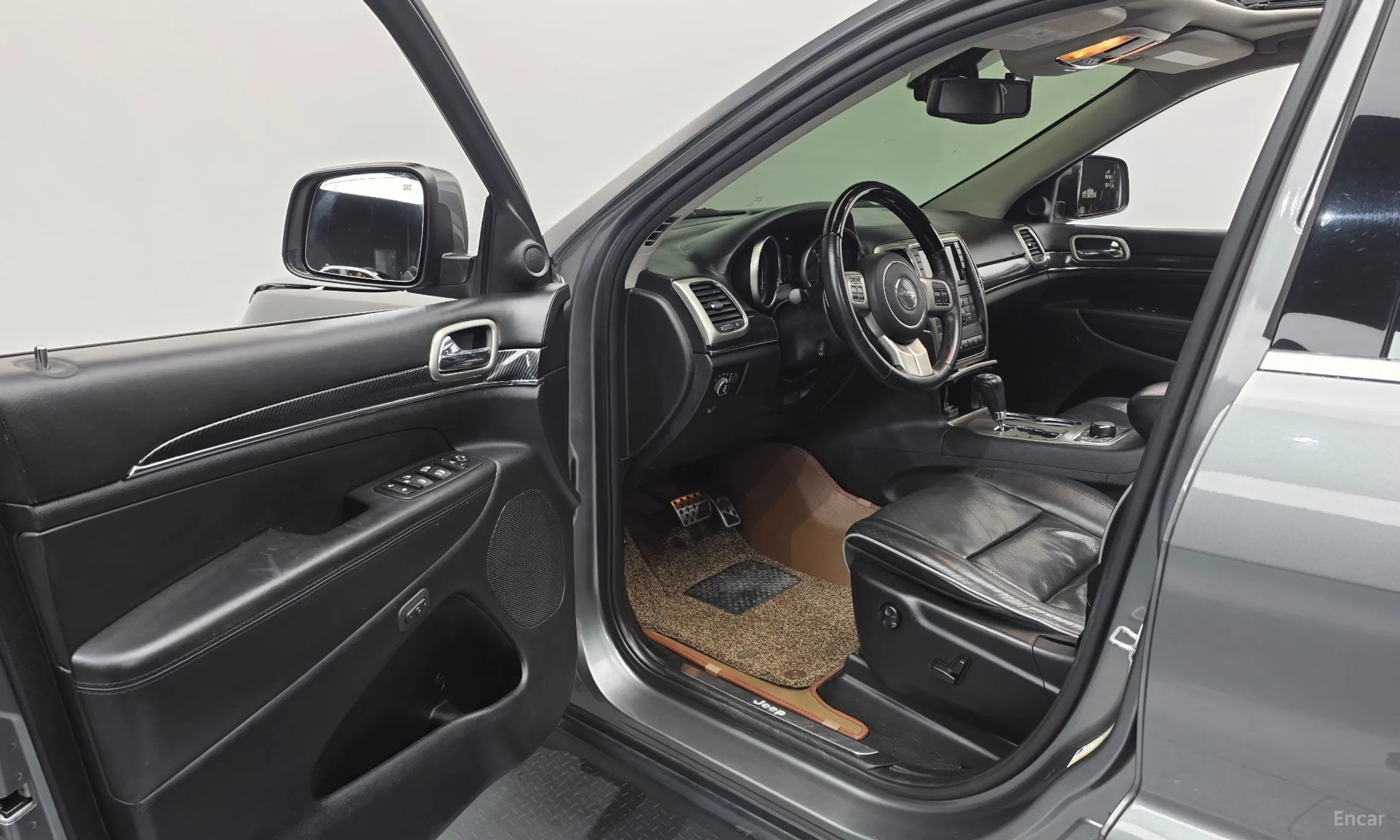 Jeep Grand Cherokee превью 11