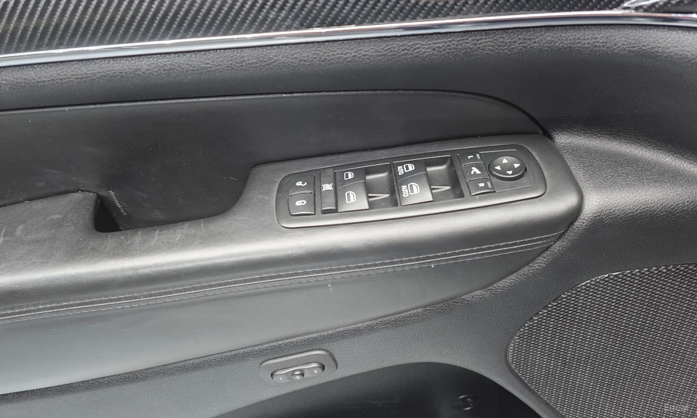 Jeep Grand Cherokee превью 17