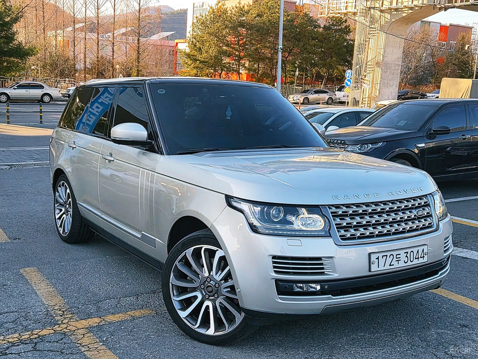 Land Rover Range Rover 4th Generation