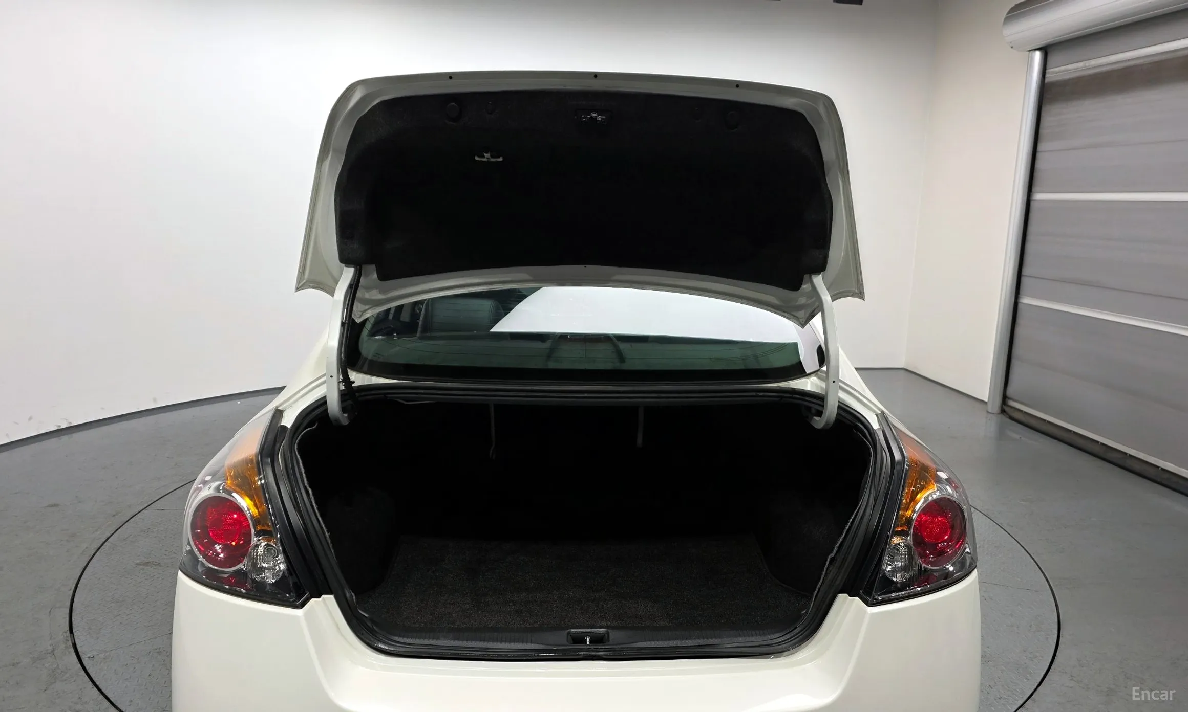 Nissan Altima превью 20