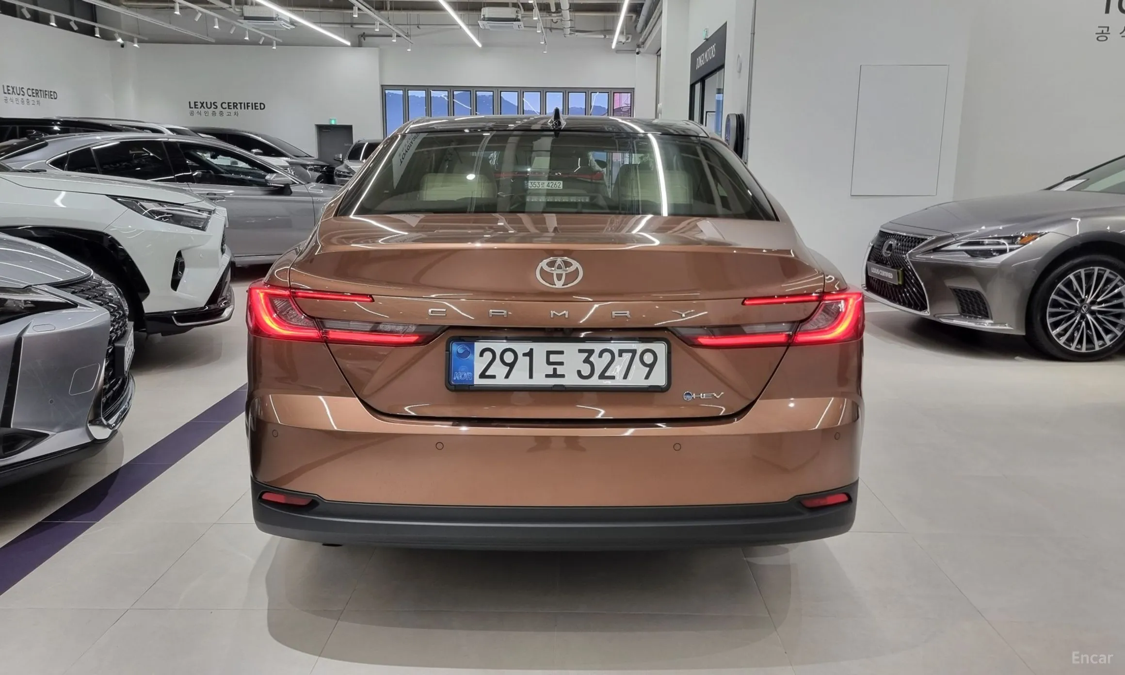 Toyota Camry (XV80) превью 4