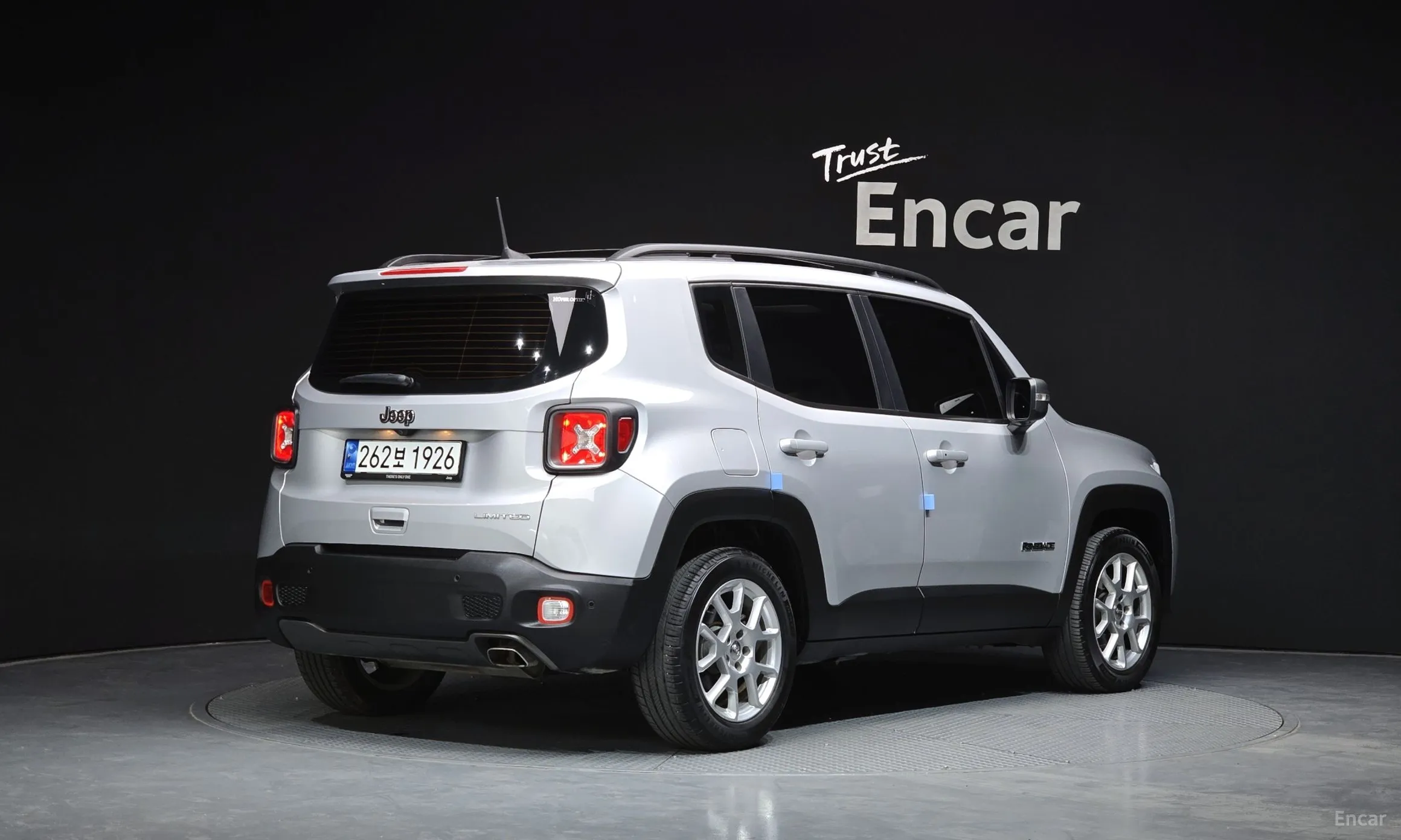 Jeep Renegade превью 2