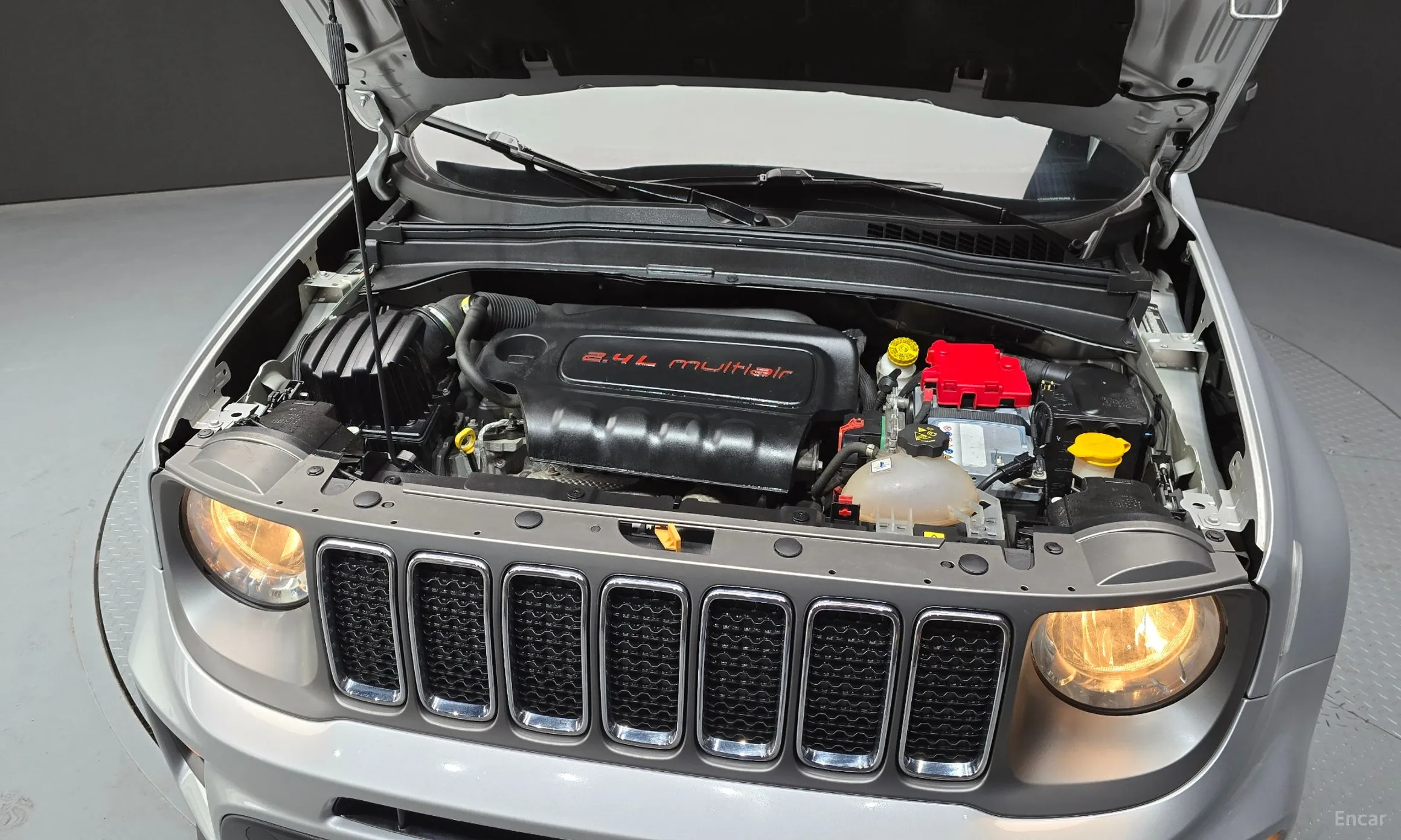 Jeep Renegade превью 6