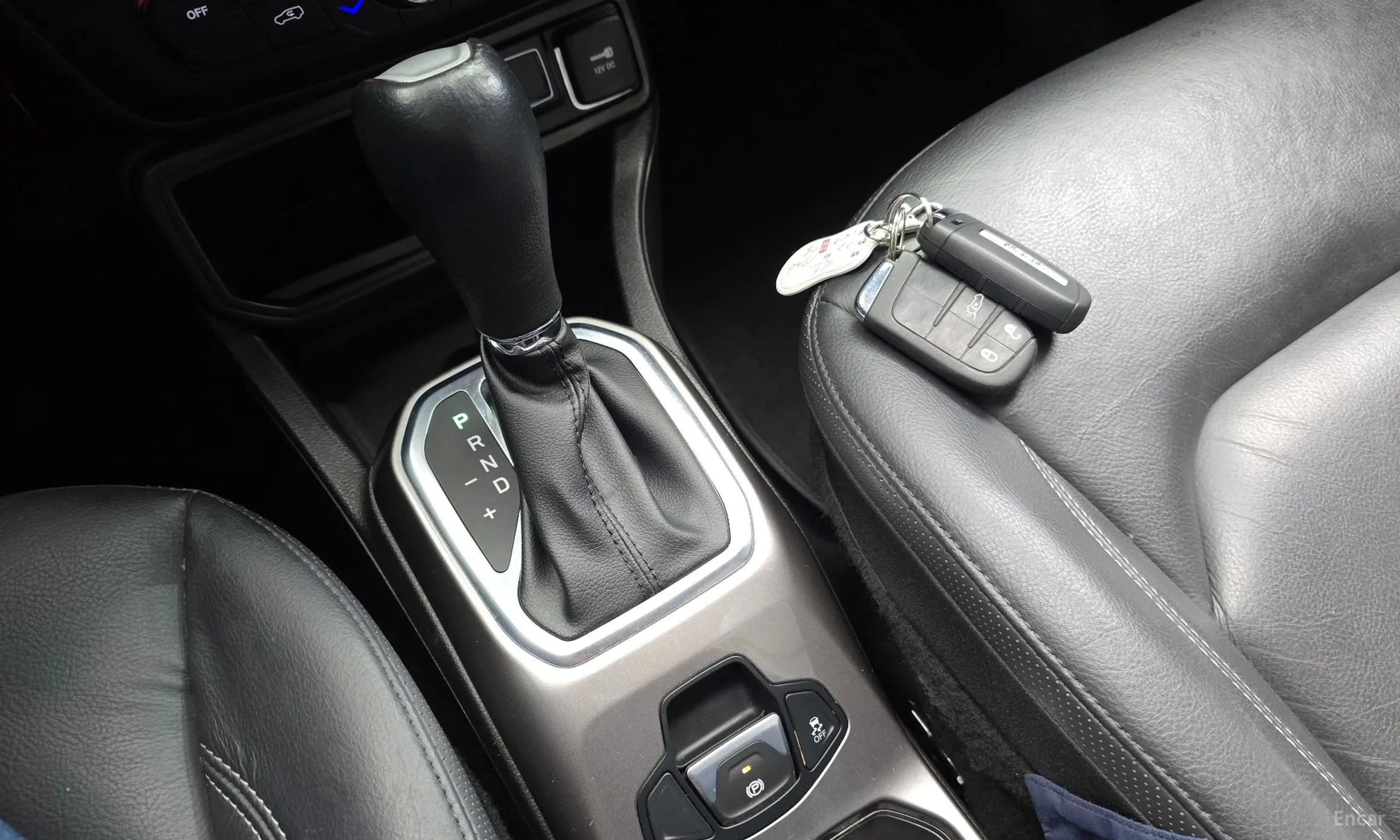 Jeep Renegade превью 9