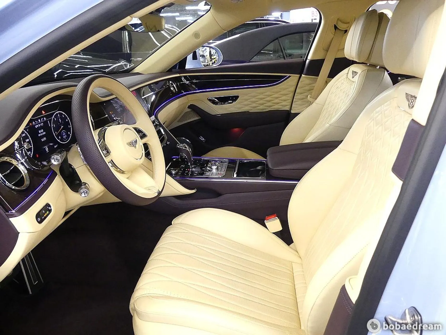 Bentley Flying Spur 3rd Generation превью 10