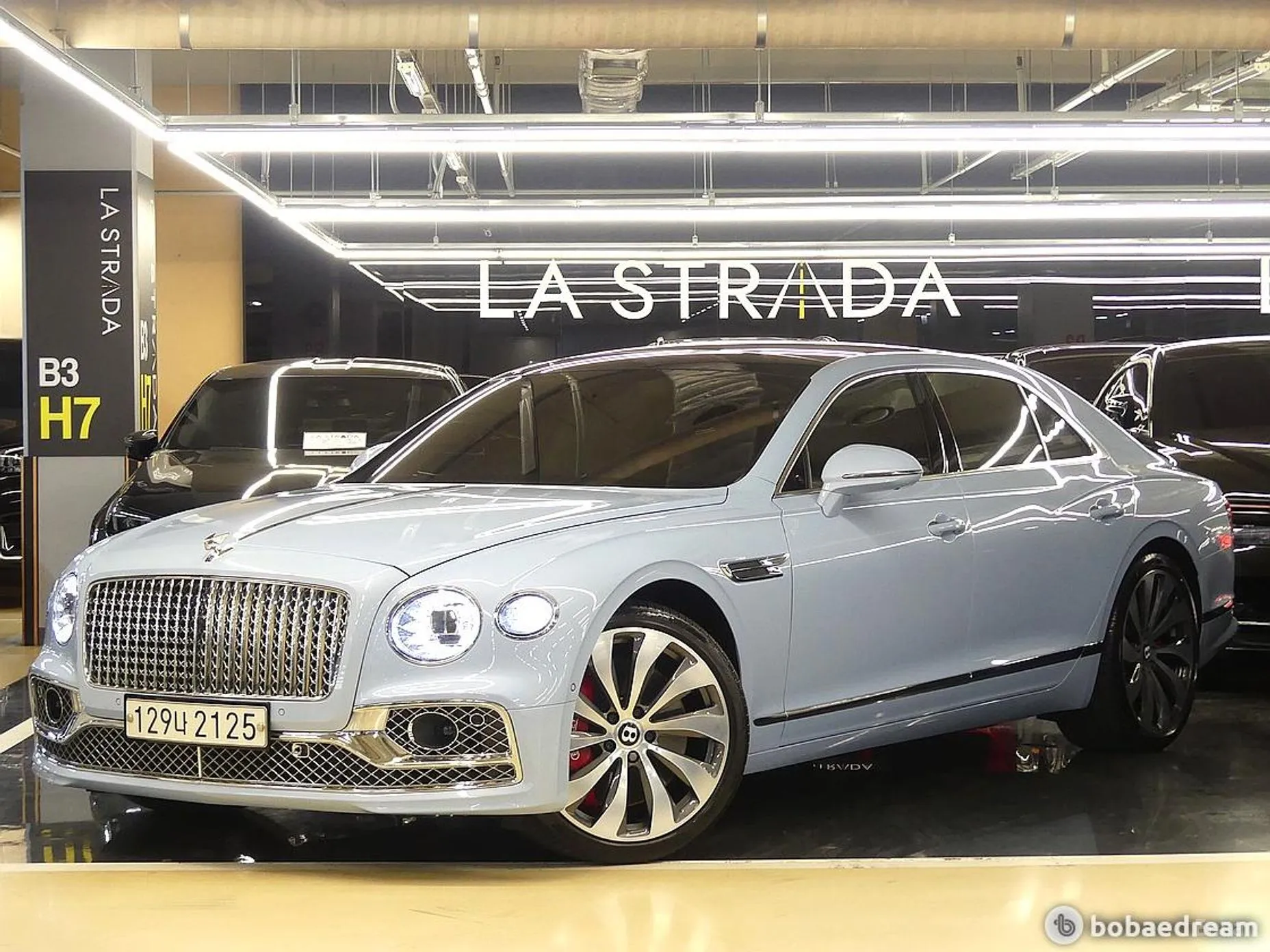 Bentley Flying Spur 3rd Generation превью 3