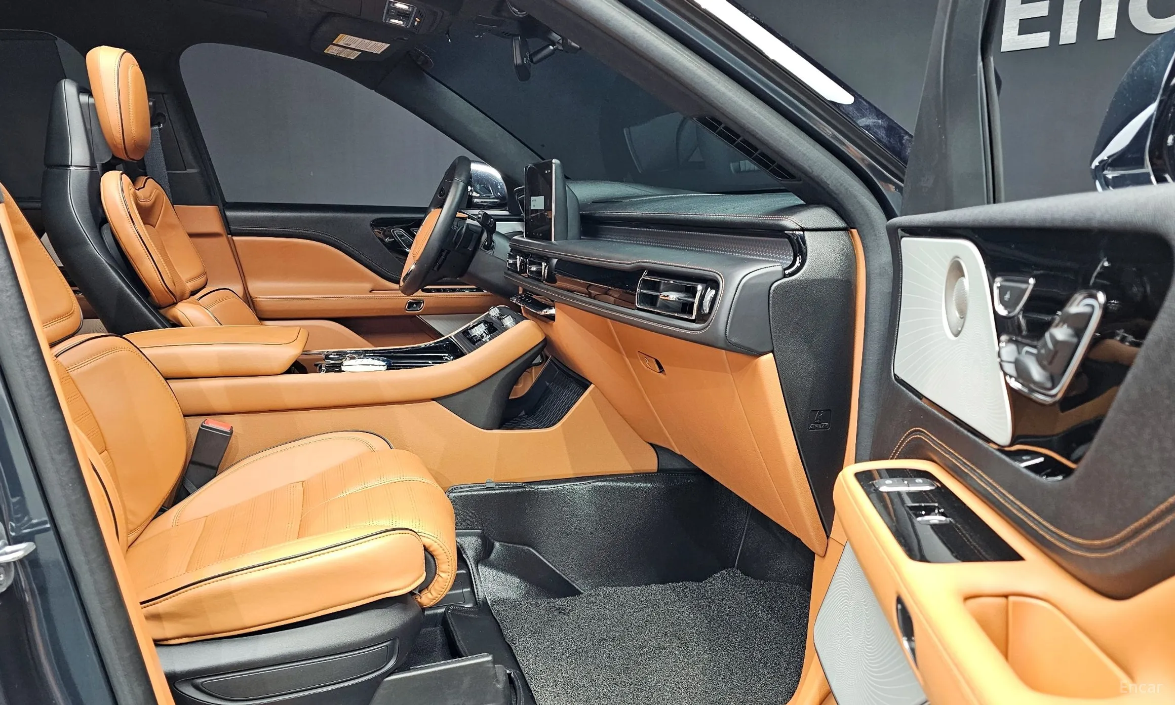 Lincoln Aviator 2nd Generation превью 10