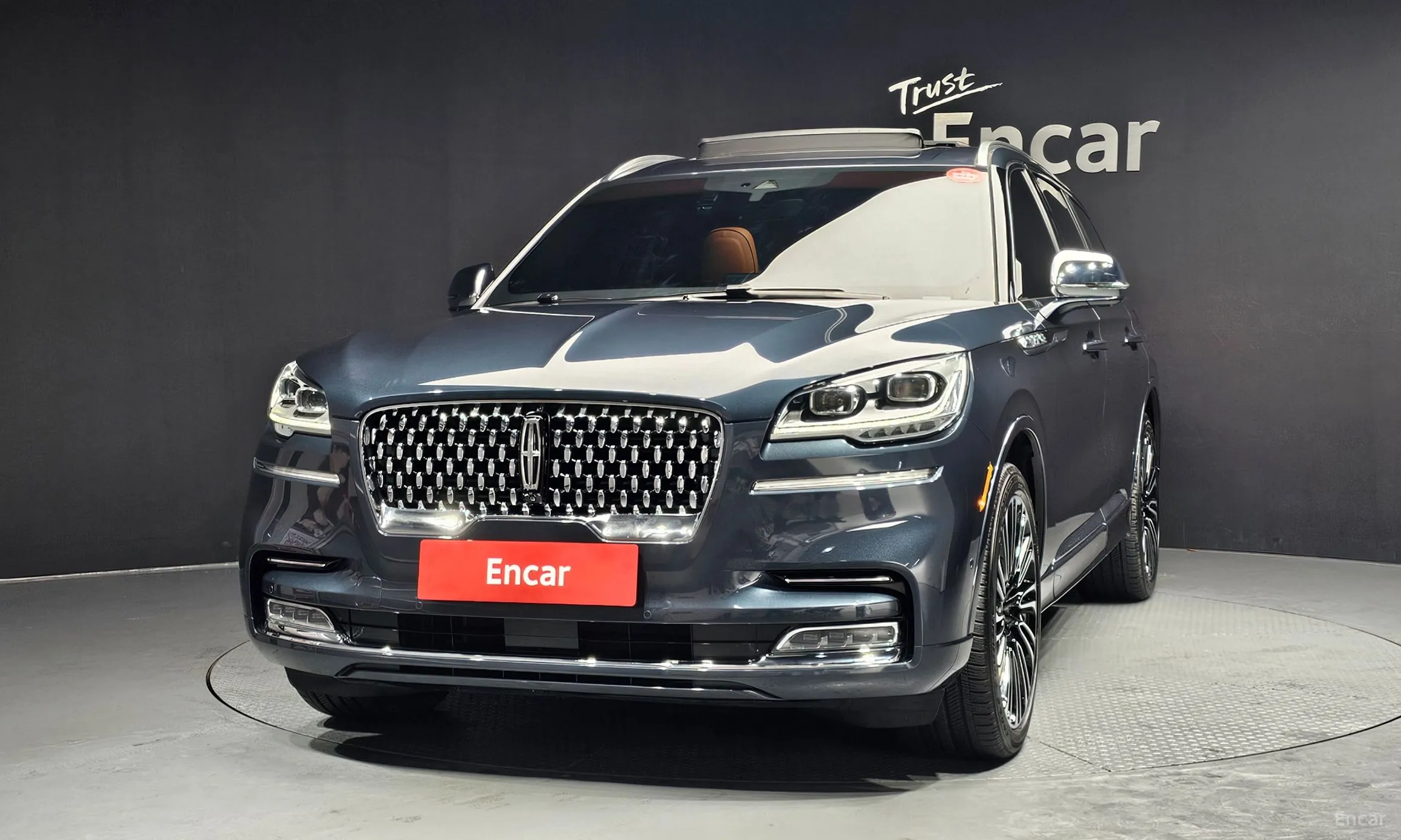 Lincoln Aviator 2nd Generation превью 3