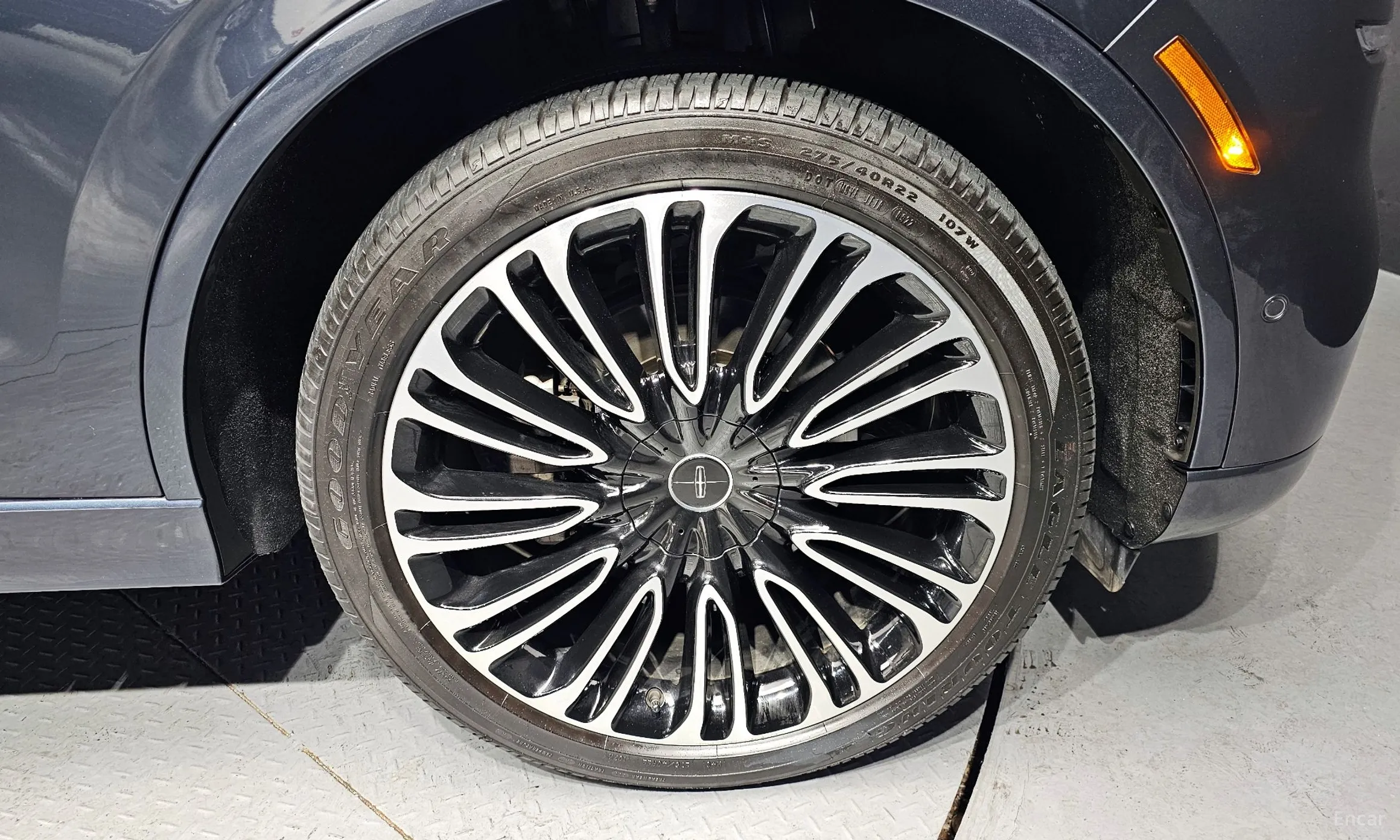 Lincoln Aviator 2nd Generation превью 5