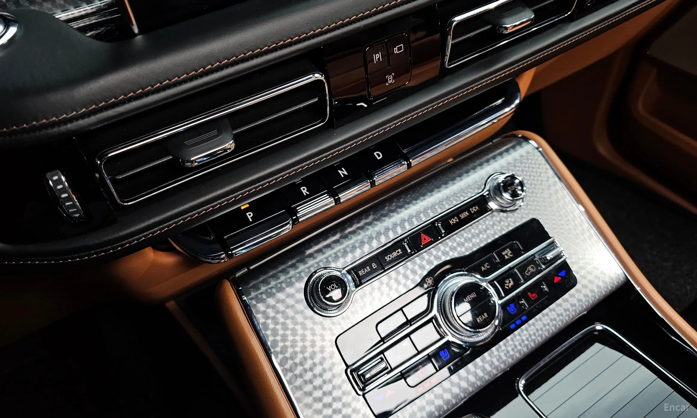Lincoln Aviator 2nd Generation превью 9