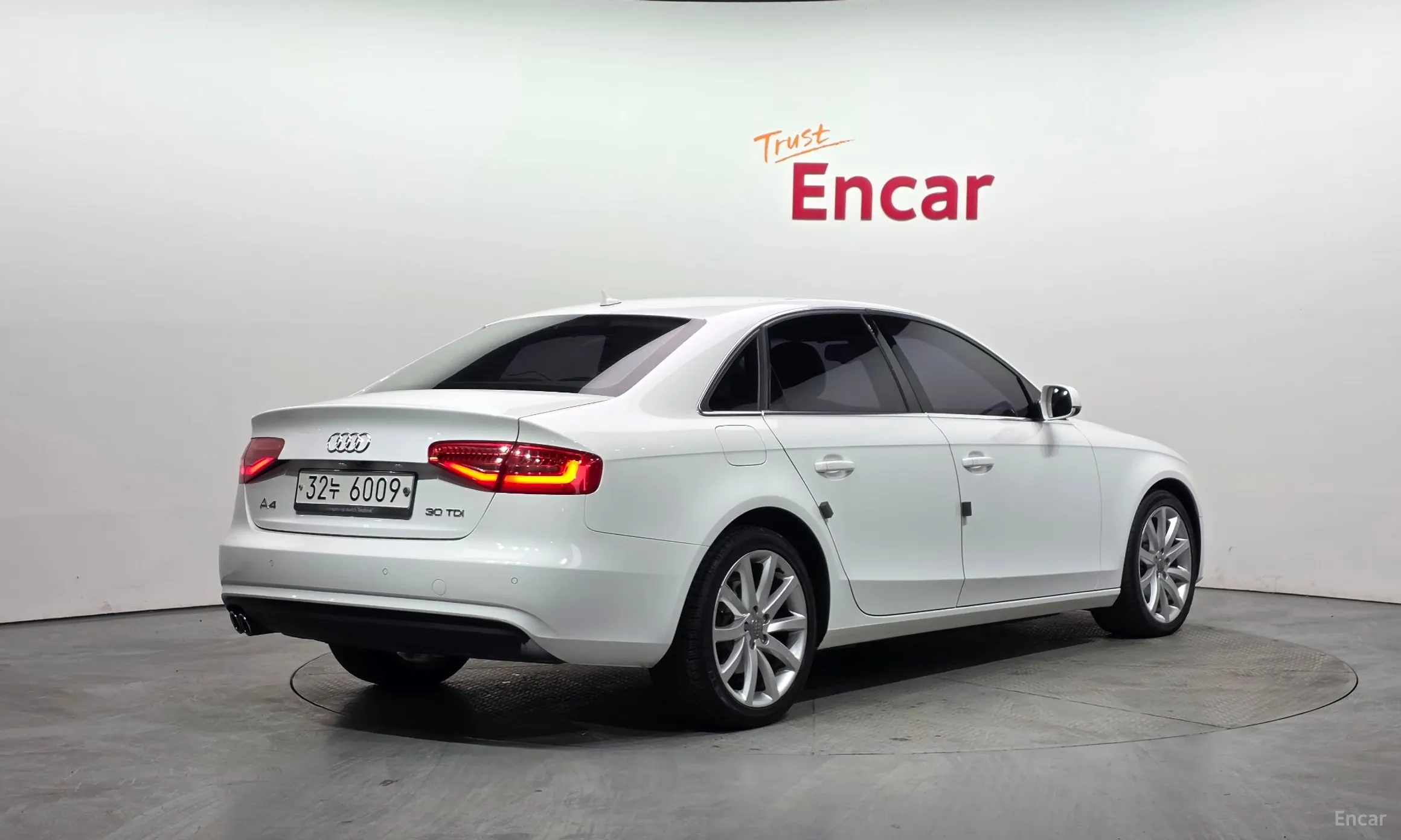 Audi New A4 превью 2