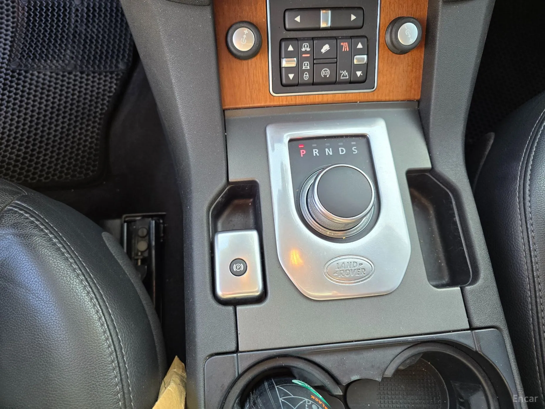 Land Rover Discovery 4 превью 7