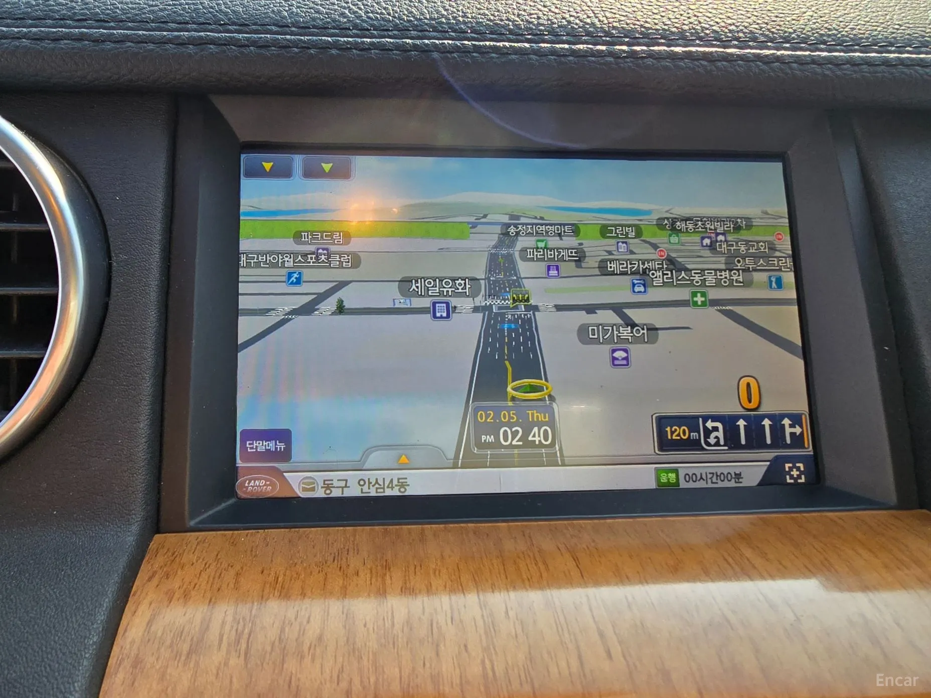 Land Rover Discovery 4 превью 9