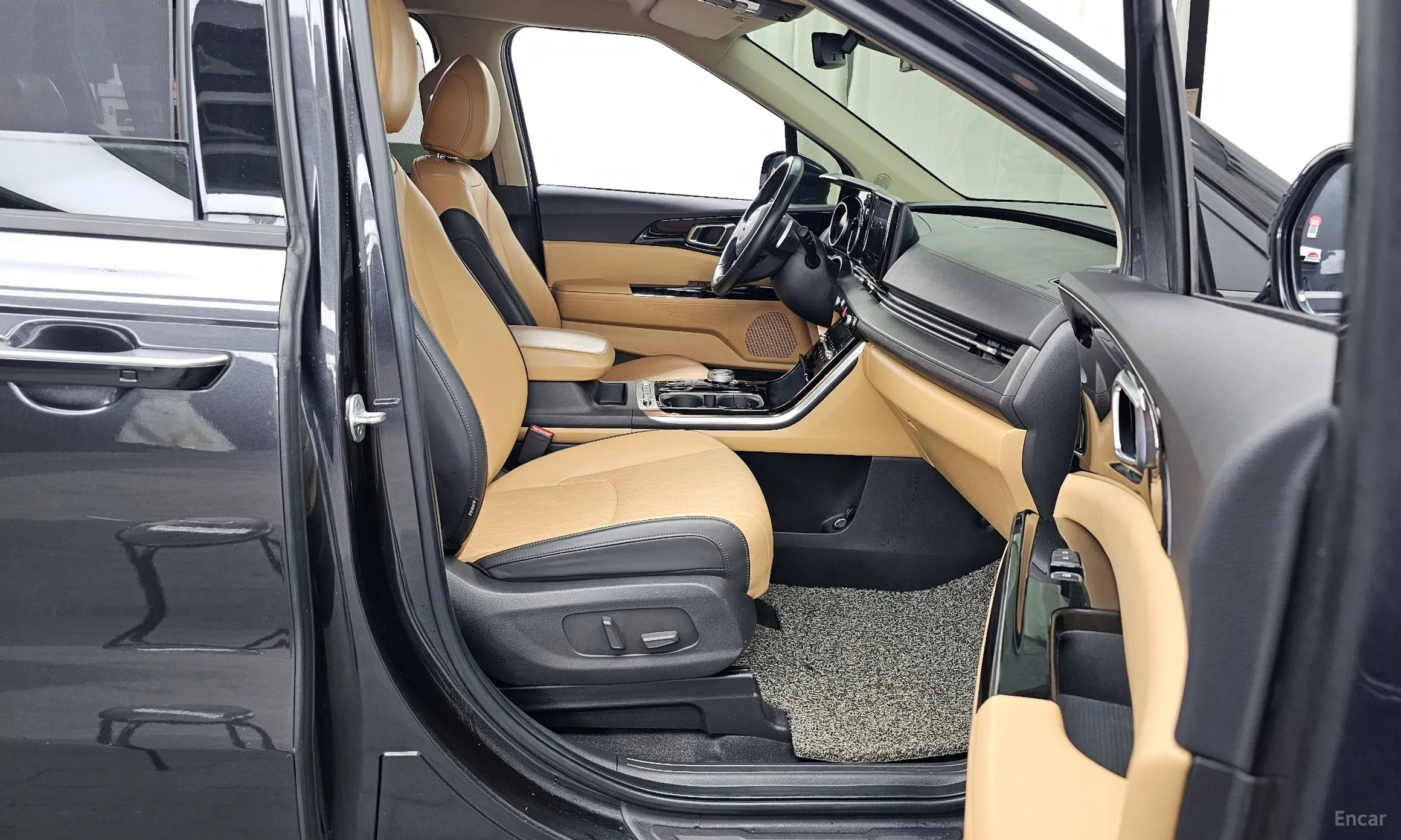 Kia Carnival Gen 4 превью 11