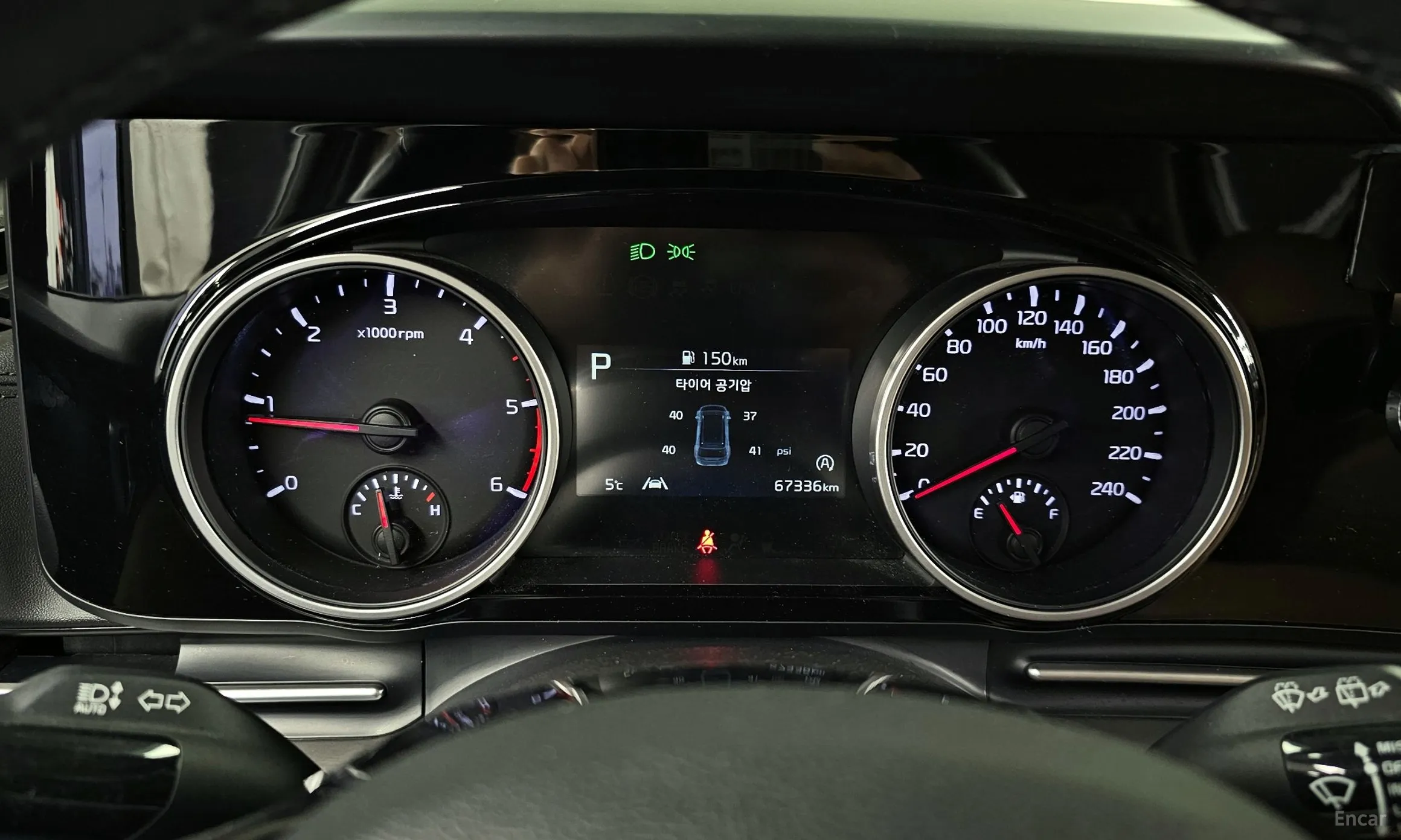 Kia Carnival Gen 4 превью 8