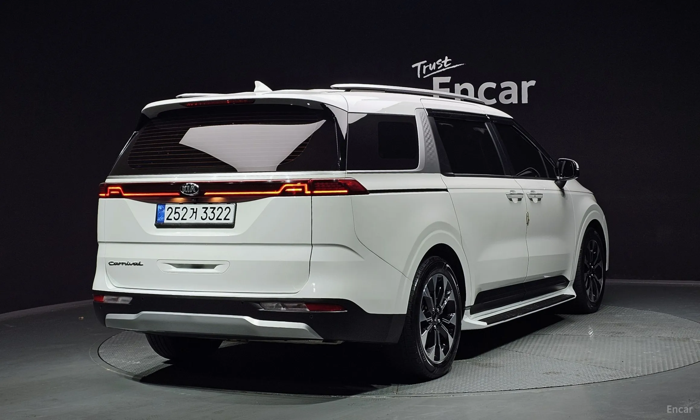 Kia Carnival Gen 4