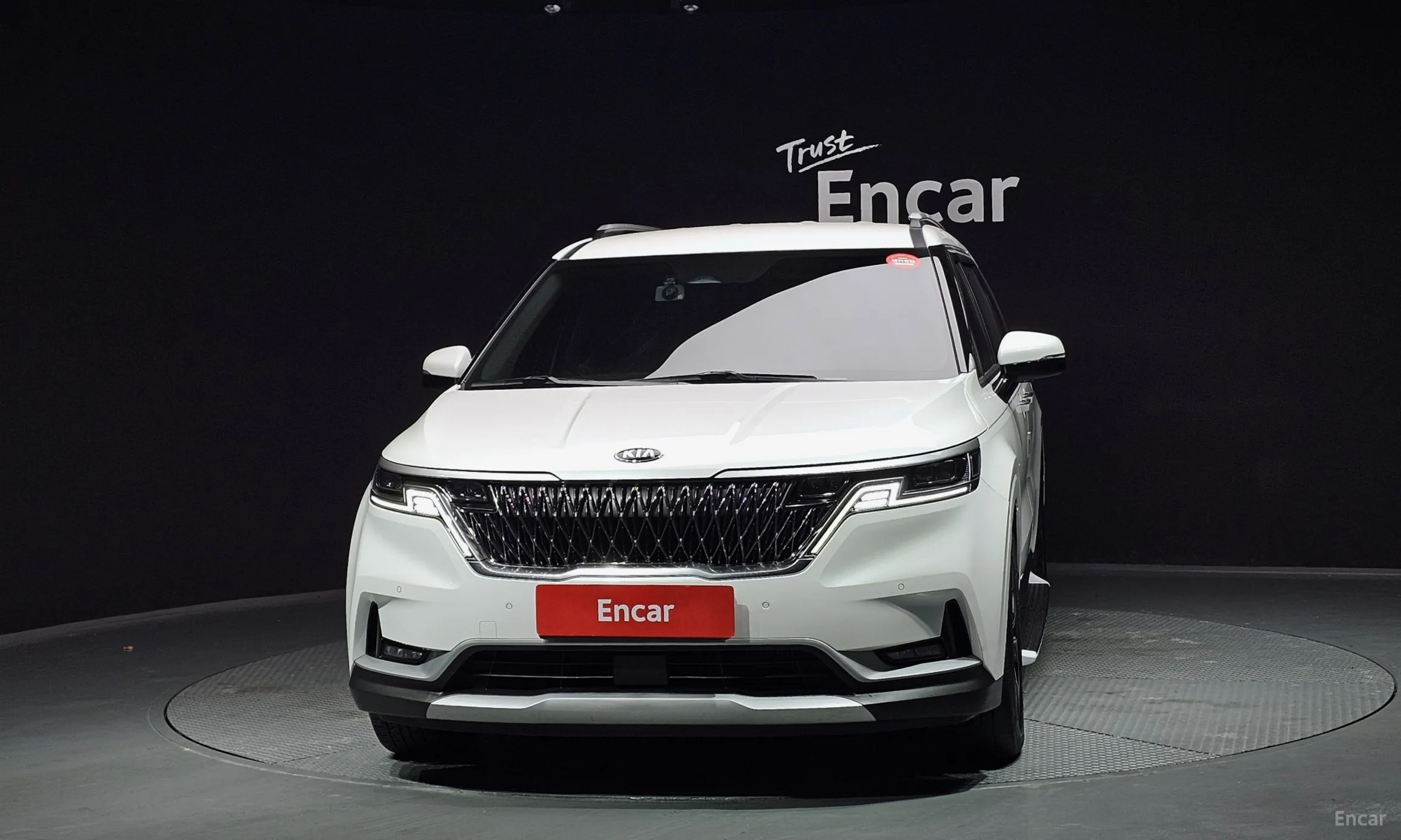Kia Carnival Gen 4 превью 3