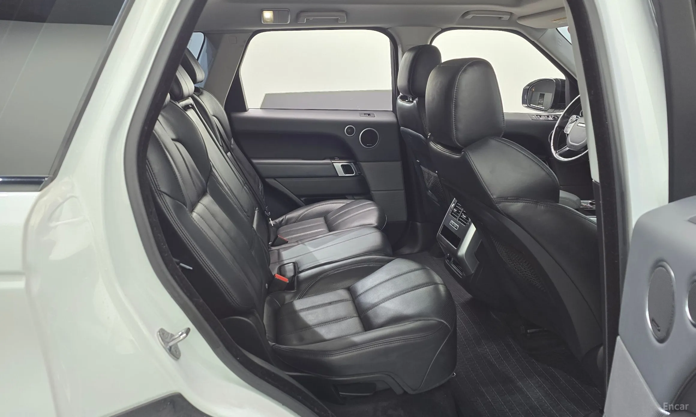 Land Rover Range Rover Sport 2nd Generation превью 12