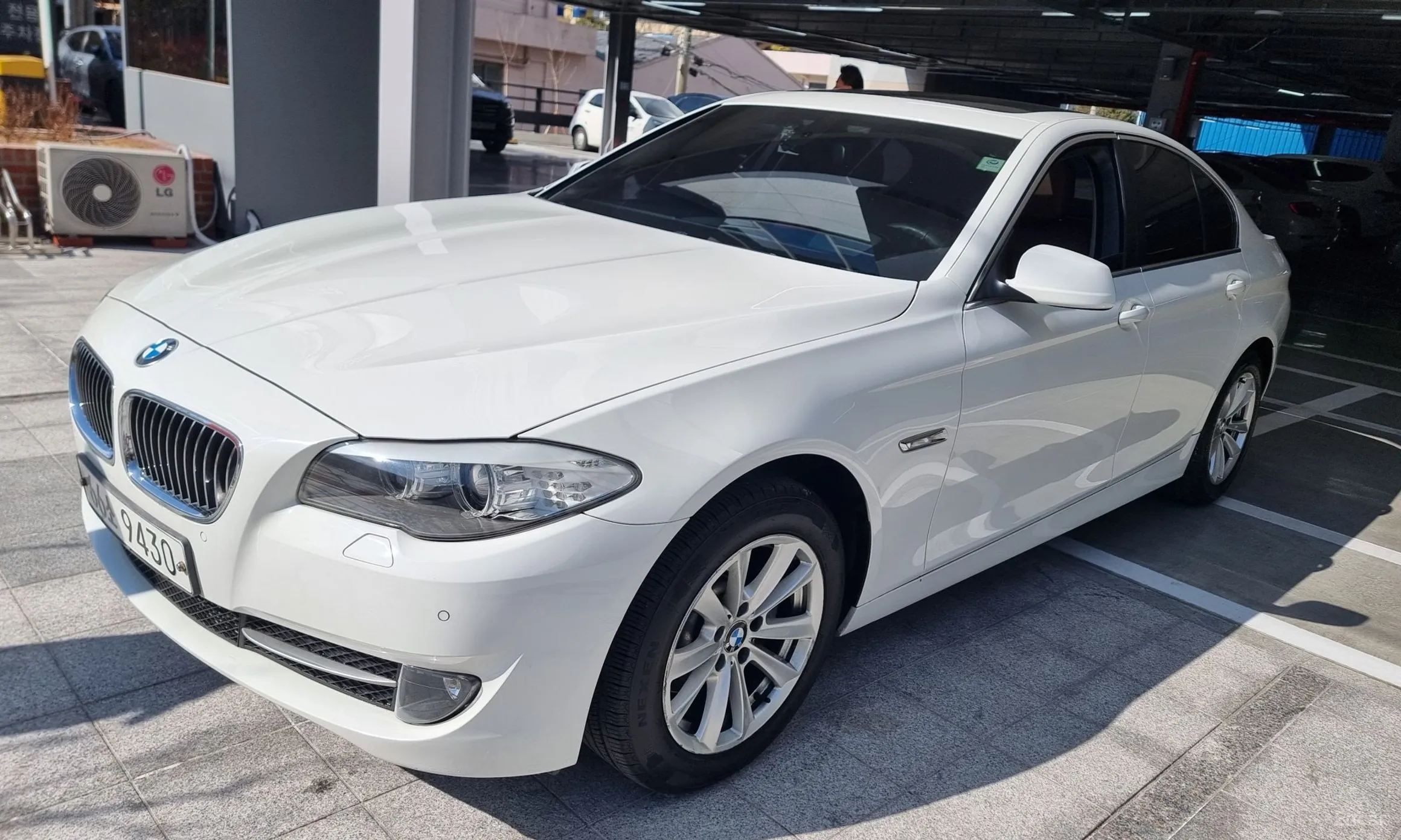 BMW 5 Series (F10) превью 2