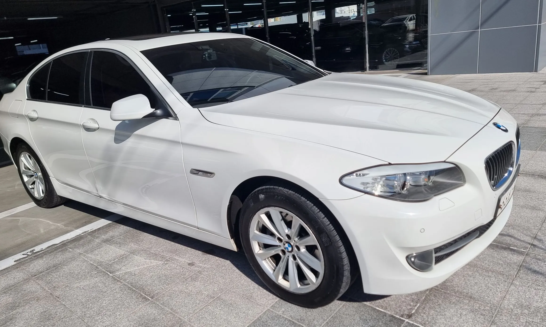 BMW 5 Series (F10) превью 3