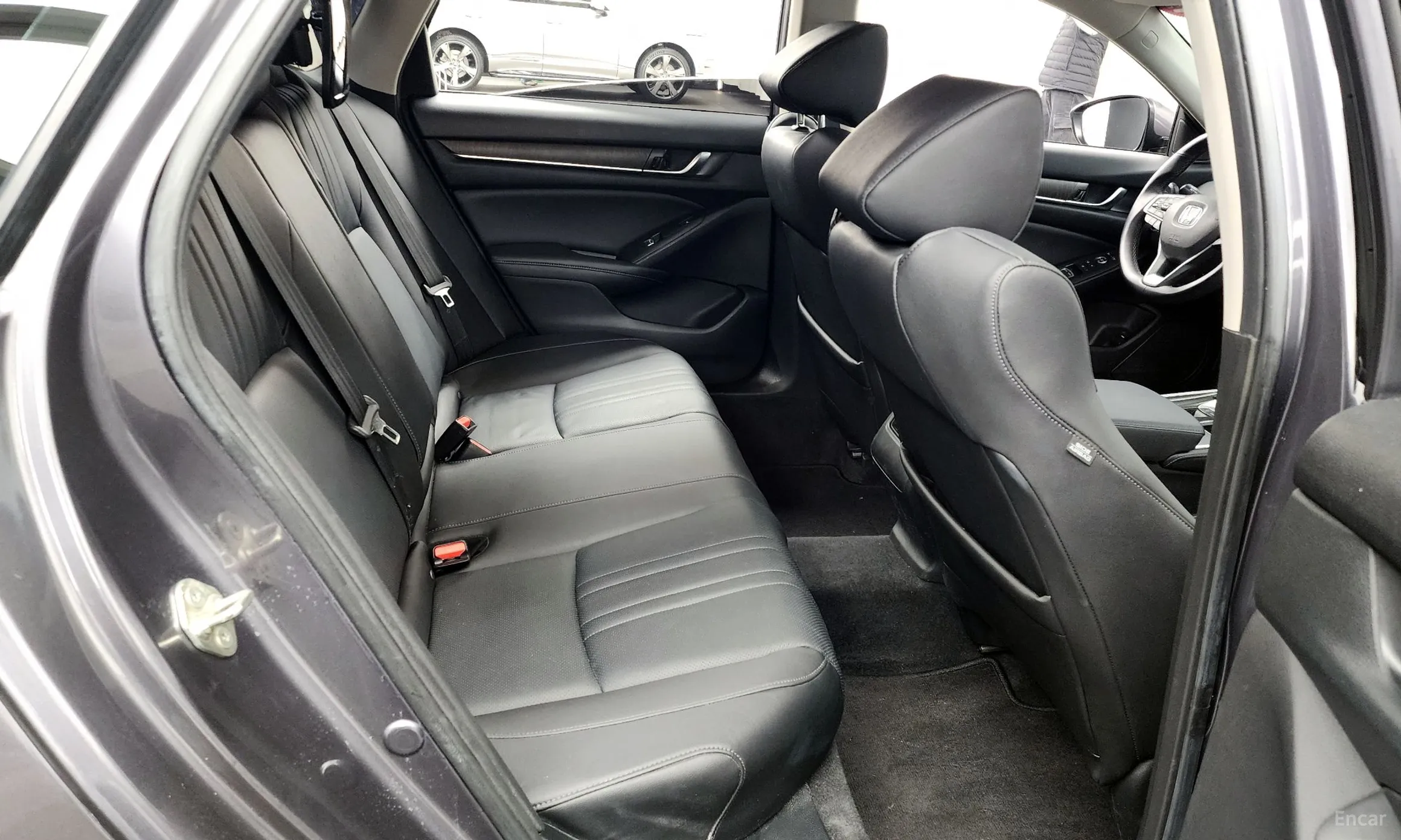 Honda Accord 10th Generation превью 12