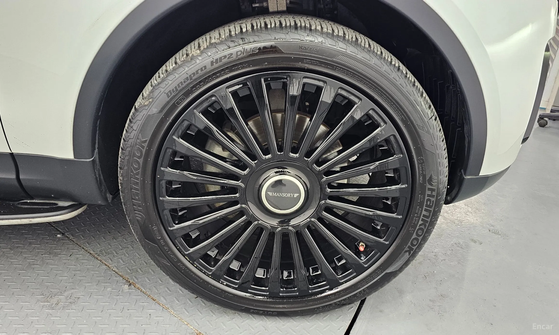 Land Rover Discovery 5 превью 5