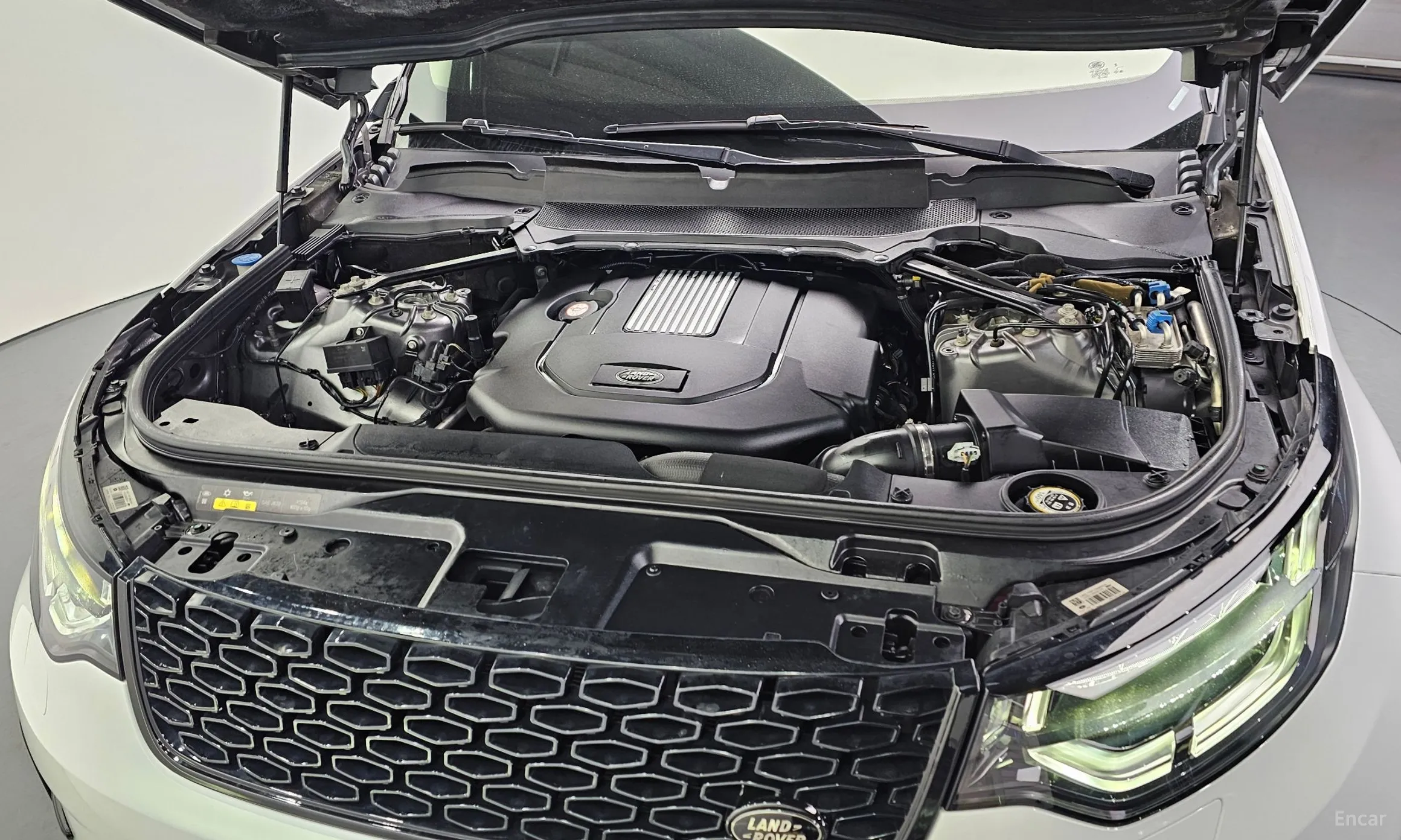 Land Rover Discovery 5 превью 6