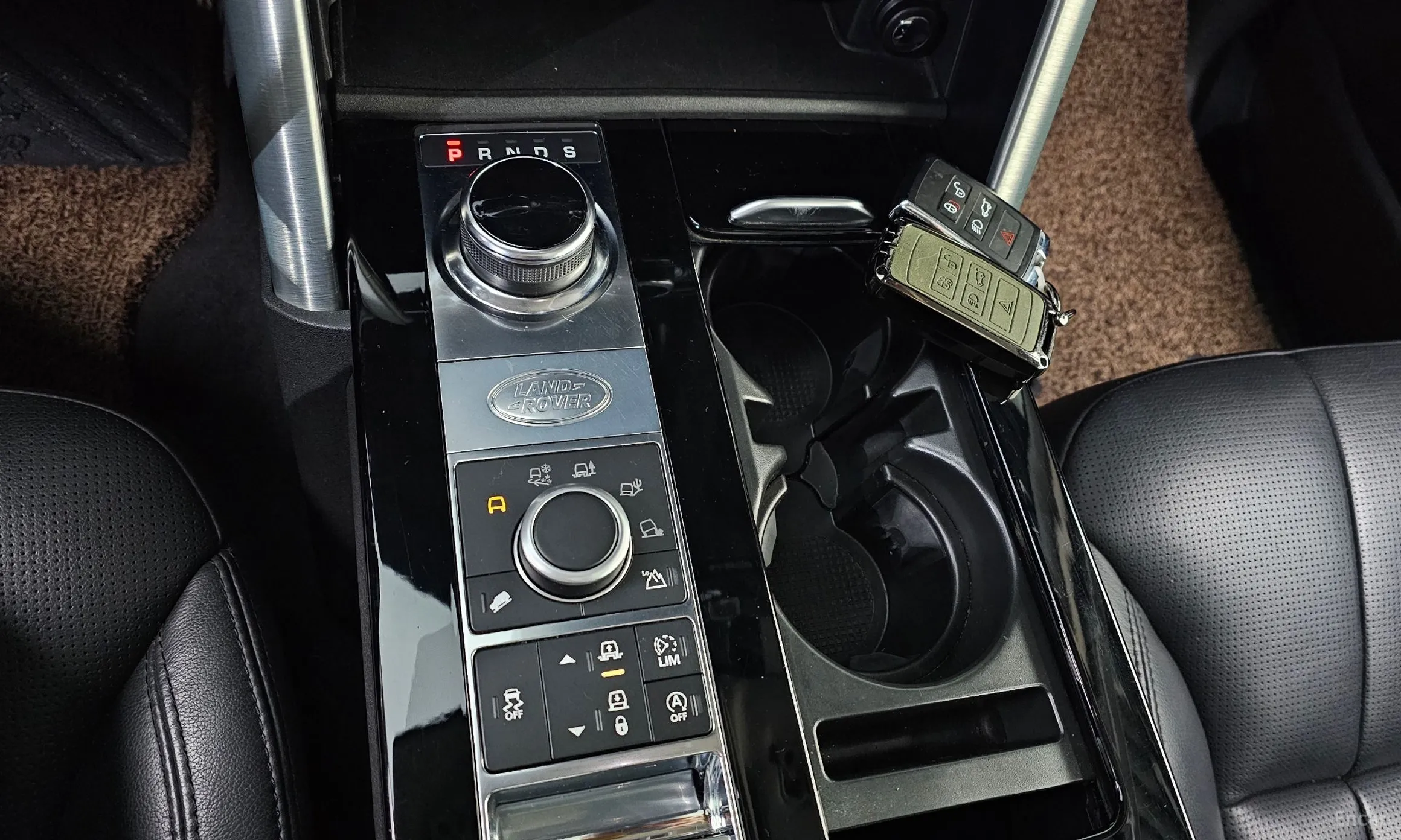 Land Rover Discovery 5 превью 9