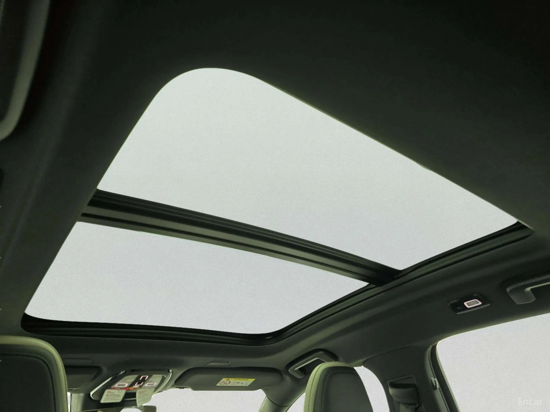 Volvo S90 превью 17