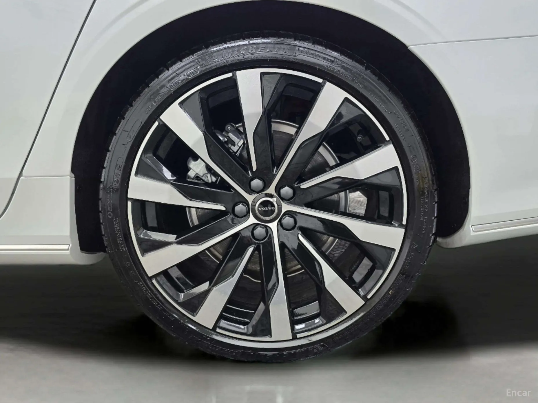 Volvo S90 превью 5