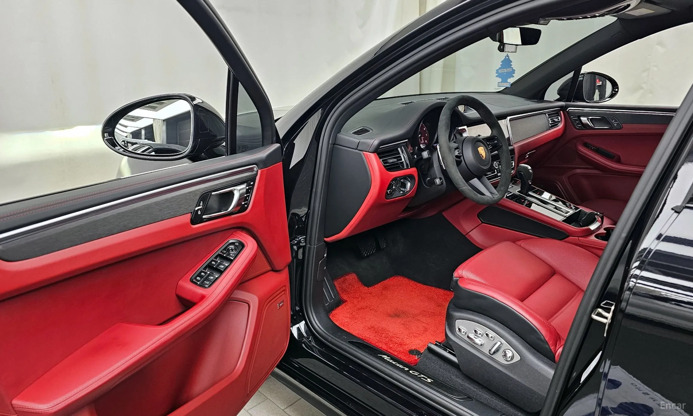 Porsche Macan превью 10